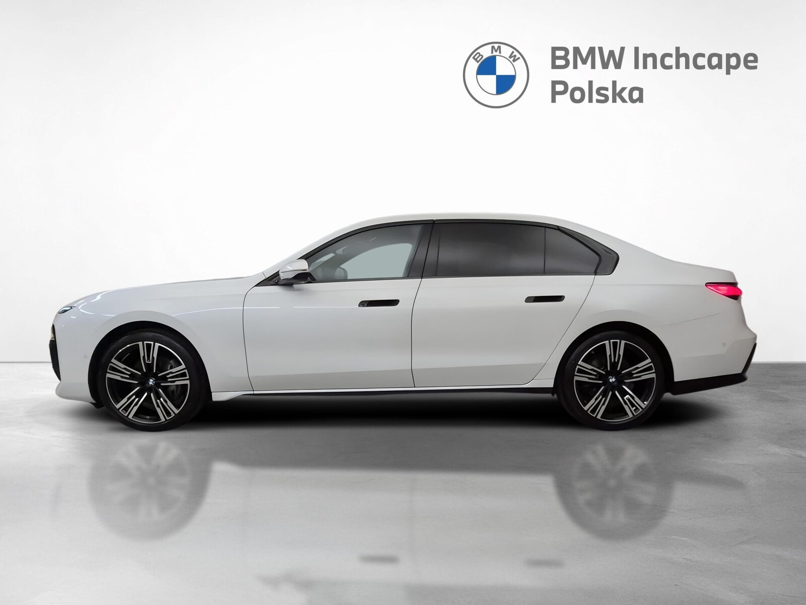 d xDrive M Pakiet,Hak, Sky Lounge, Driving Assistant Pro, Skrętna Oś
