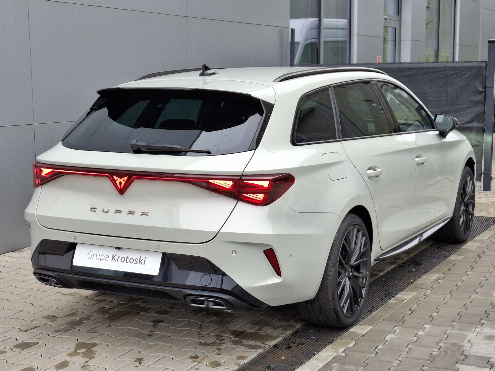 2.0 TSI 204 KM 7-biegowa automatyczna - DSG 4Drive Dostępny od Ręki!