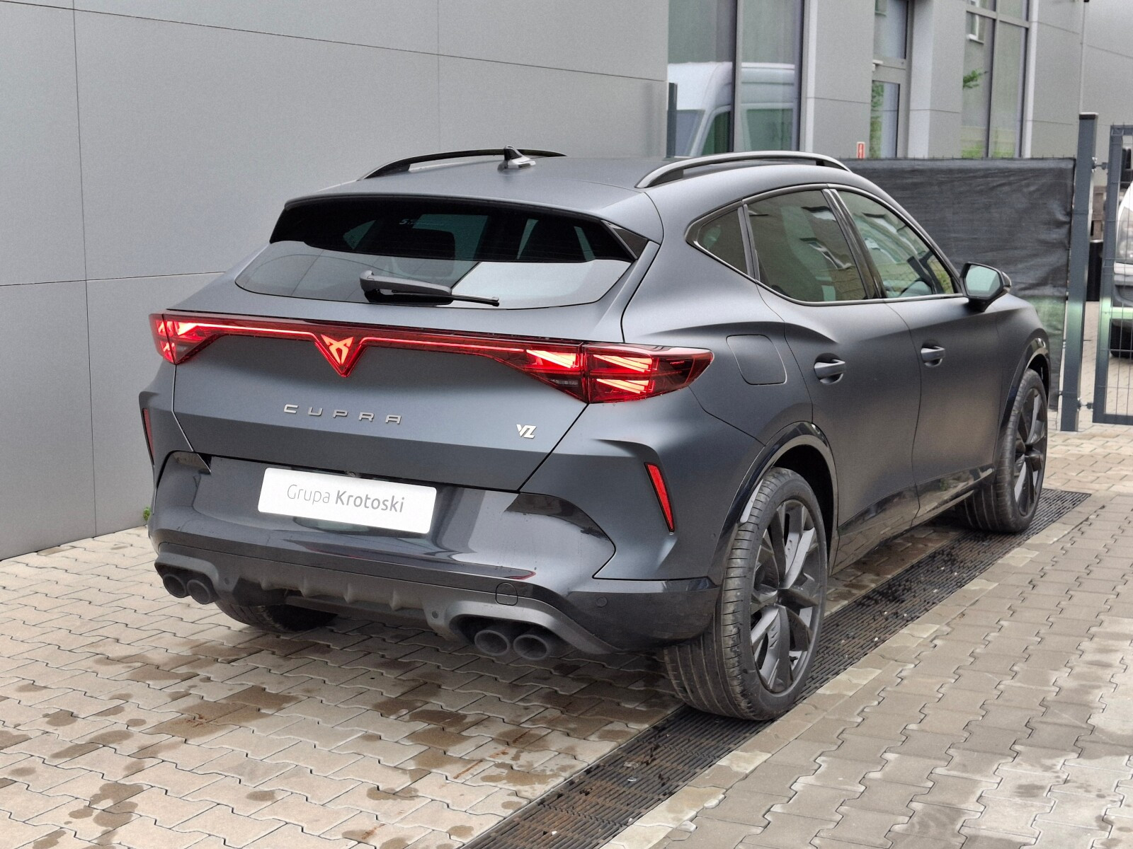VZ Tribe Edition Black 2.0 TSI 333 KM 7-biegowa DSG 4Drive od Ręki!