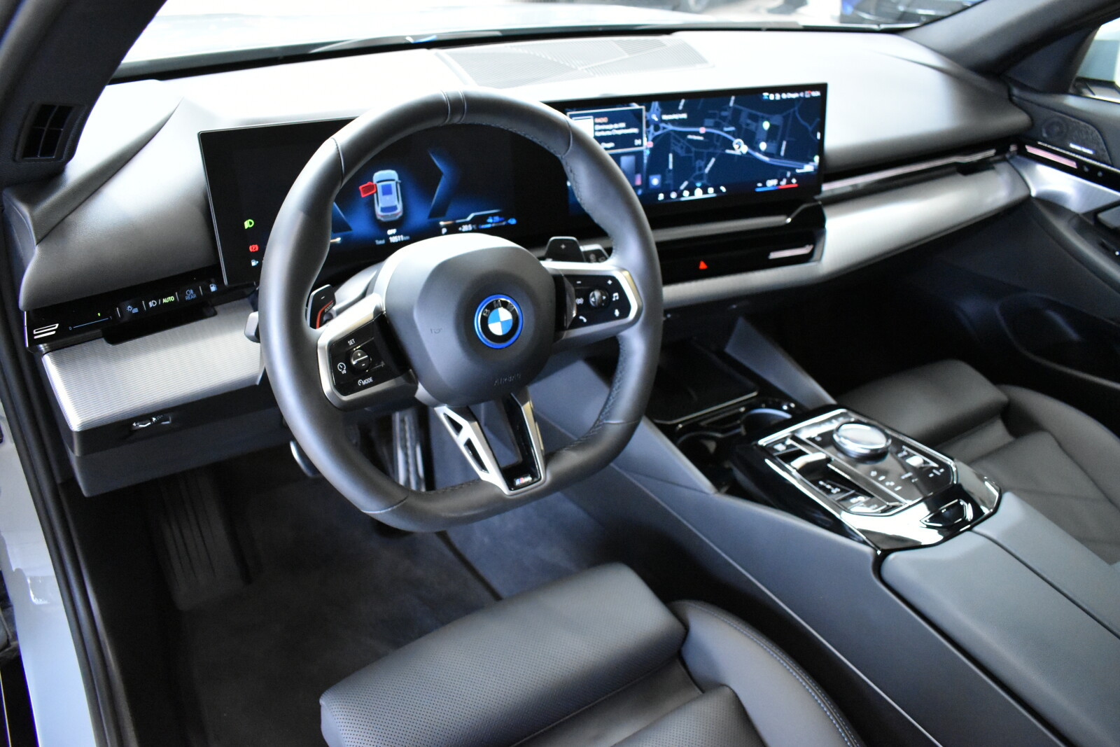 FV 23%, M-sport Pro, hak holowniczy, Harman Kardon, PHEV