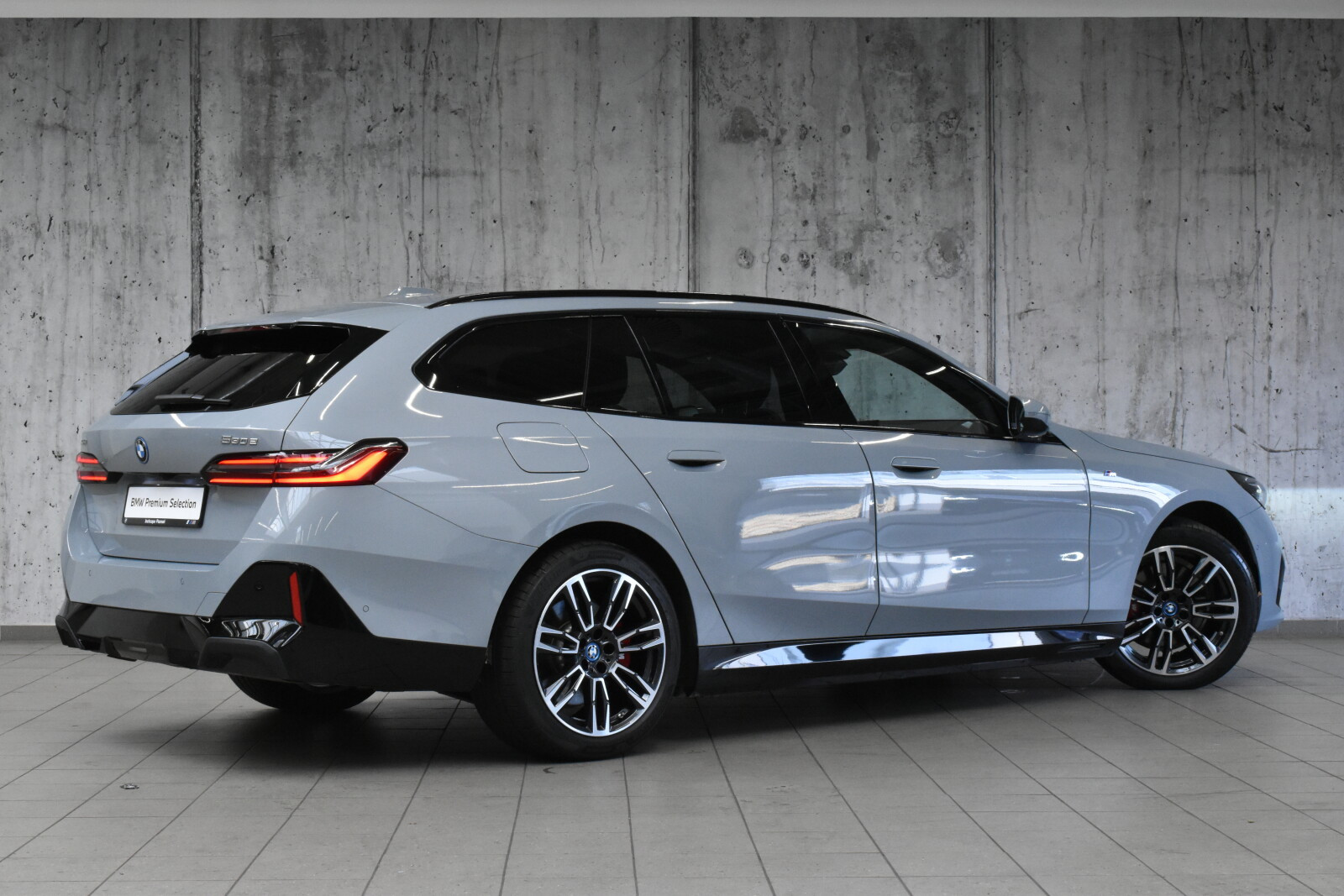 FV 23%, M-sport Pro, hak holowniczy, Harman Kardon, PHEV