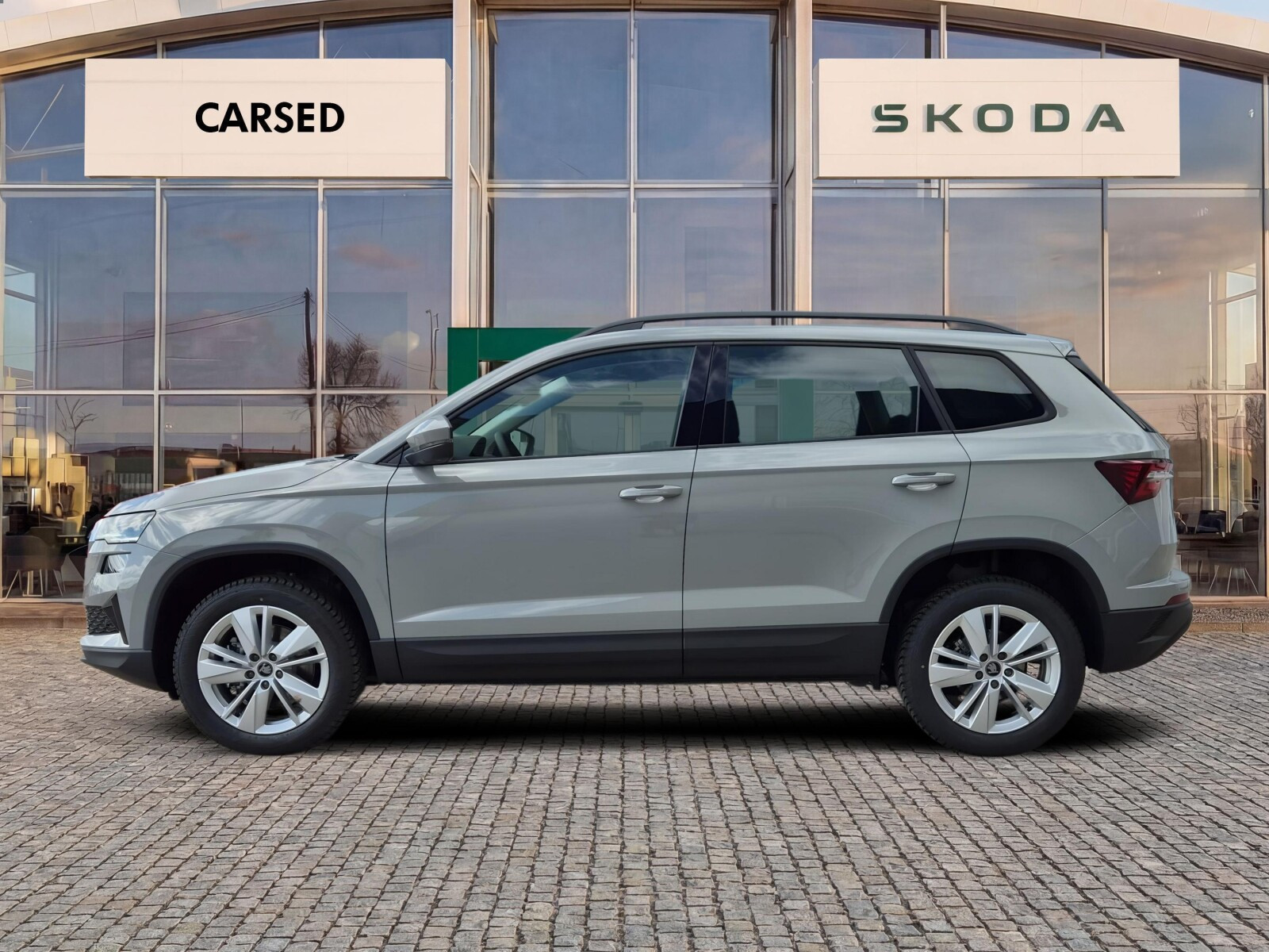 Drive 1.5 TSI DSG Auto z placu