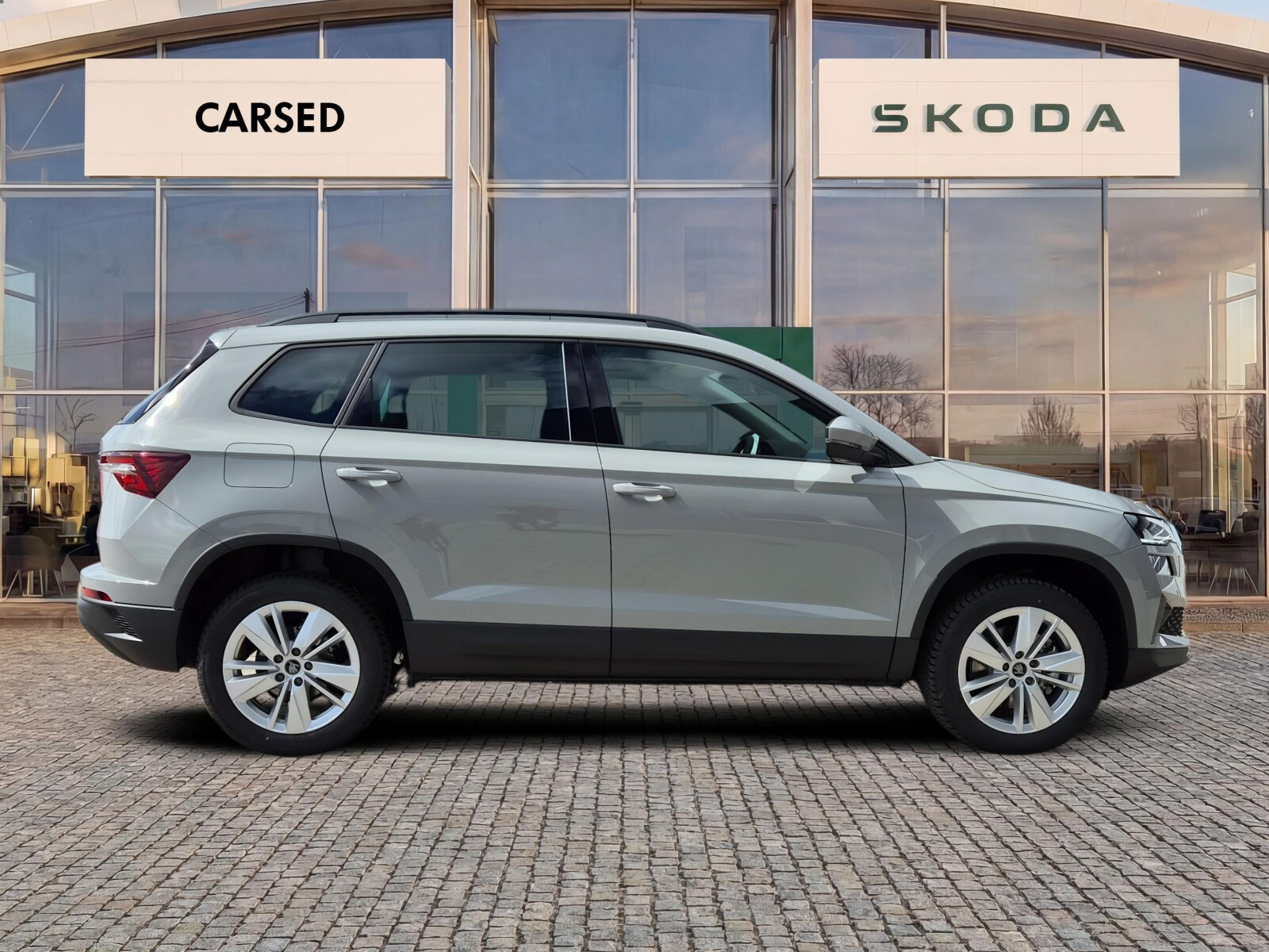 Drive 1.5 TSI DSG Auto z placu