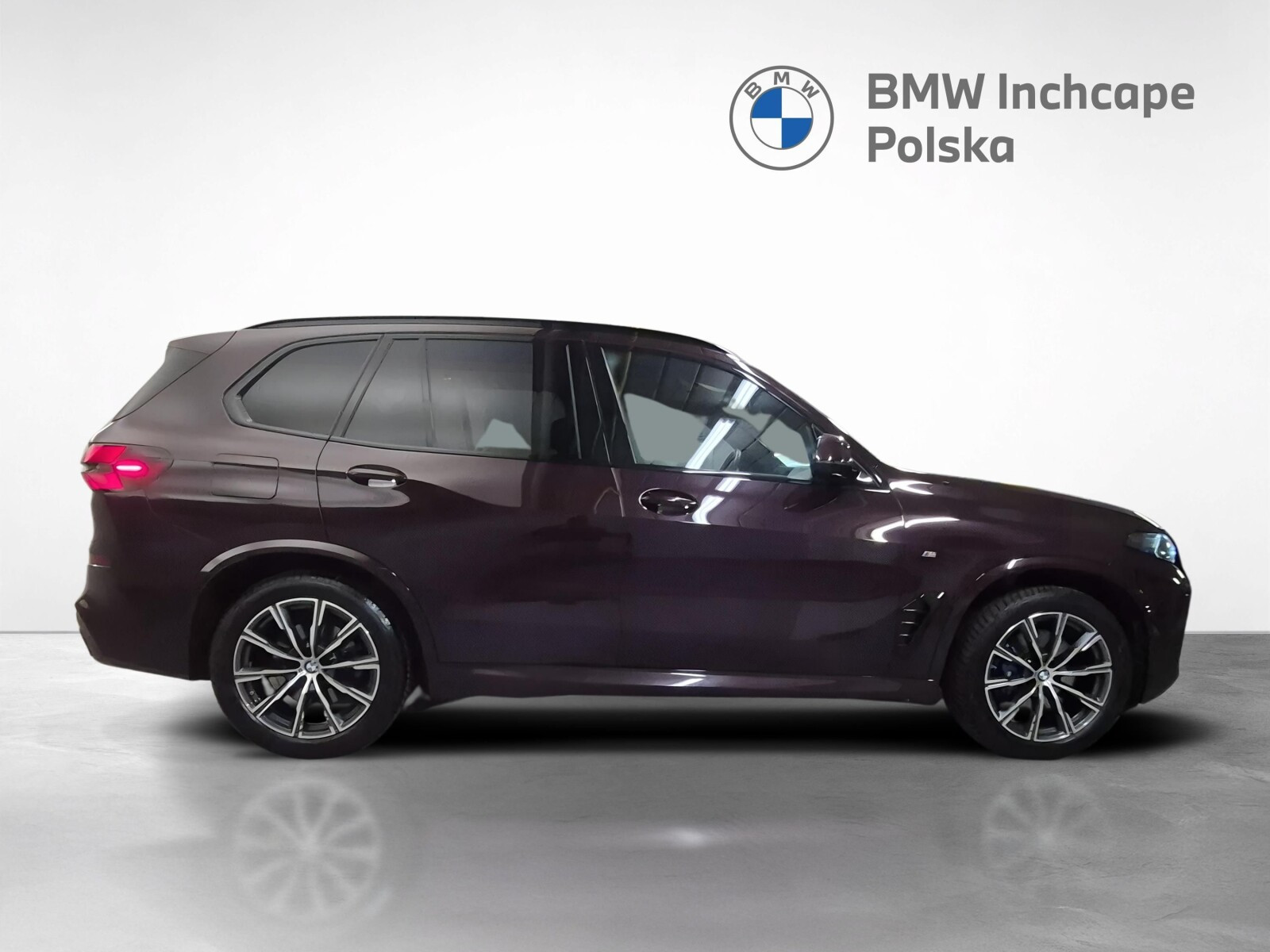 Hak Holowniczy l Skrętna Oś l Pneumatyczne Zawieszenie l Masaże