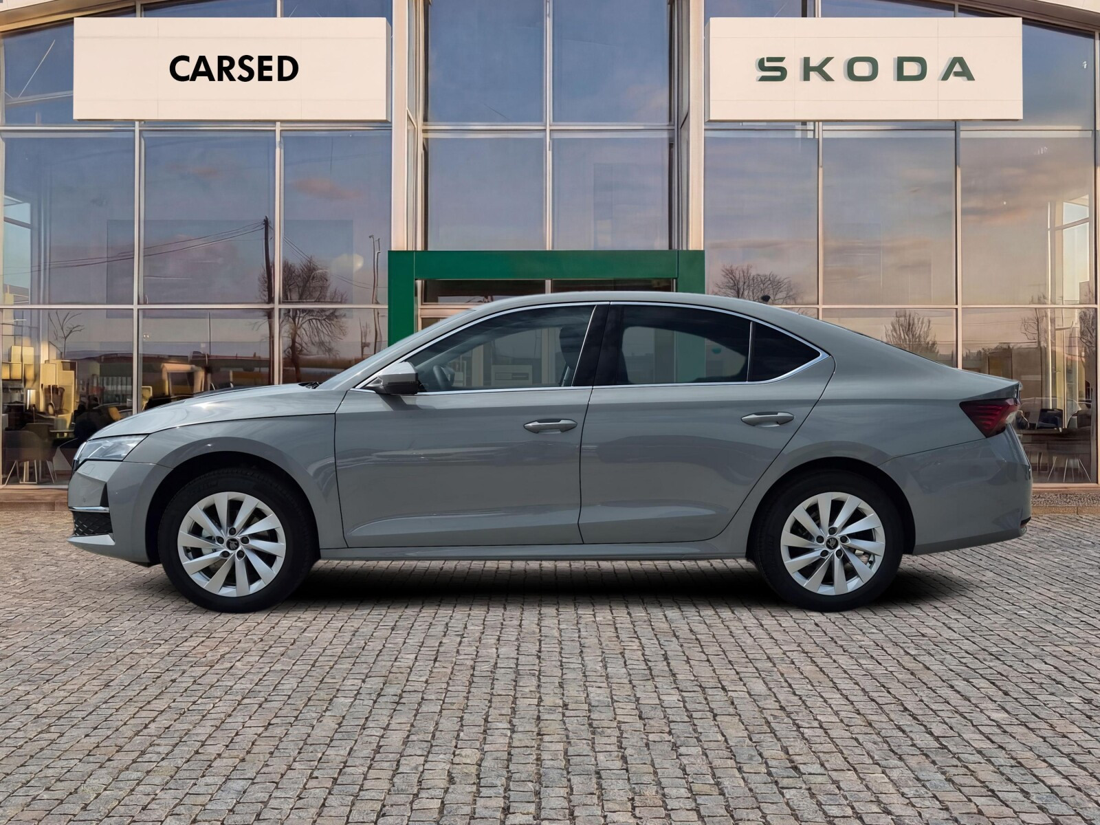 Drive 1.5 TSI DSG Auto z placu