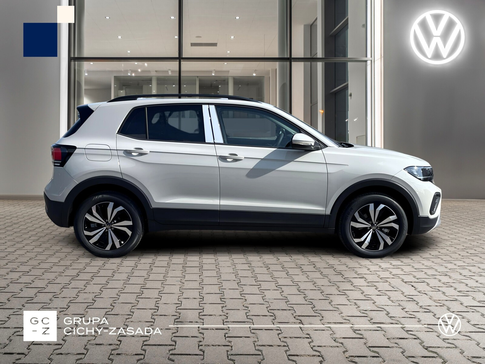 Life Plus 1.0 TSI 116 KM man 17'' Kamera Led Keyless ACC Side Assist
