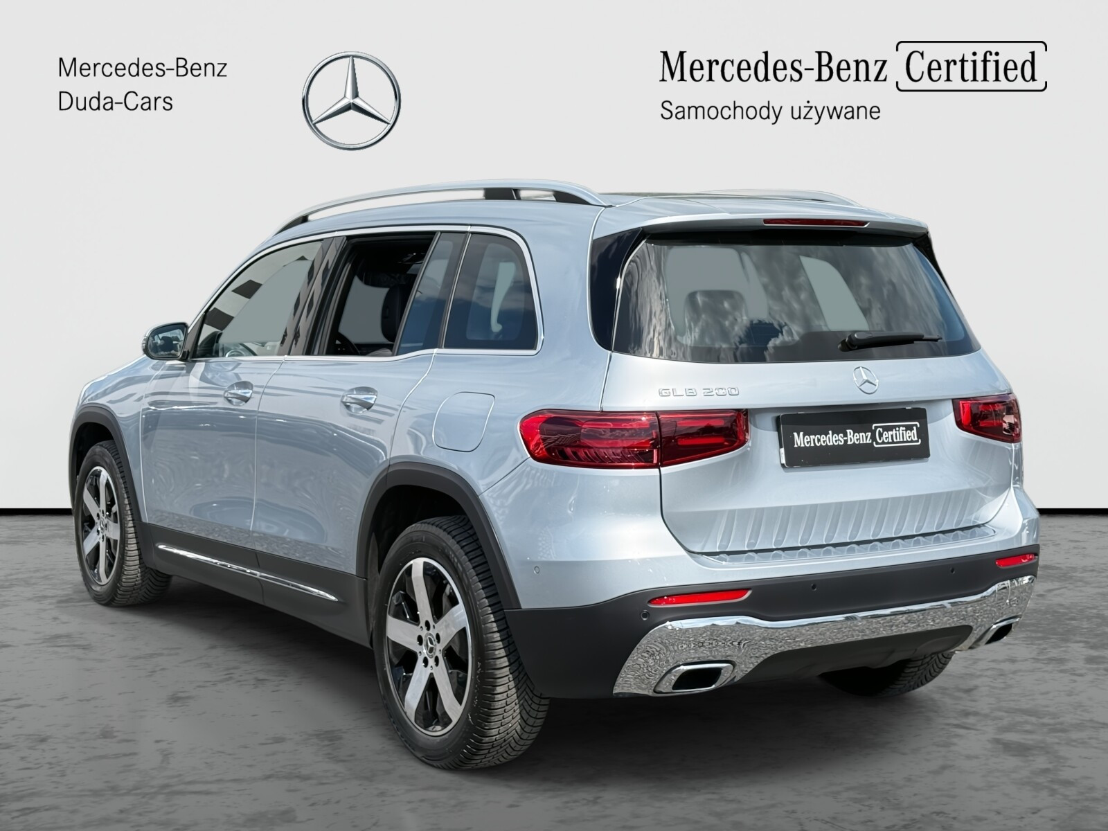 Progressive / reflektory MULTIBEAM LED / CarPlay