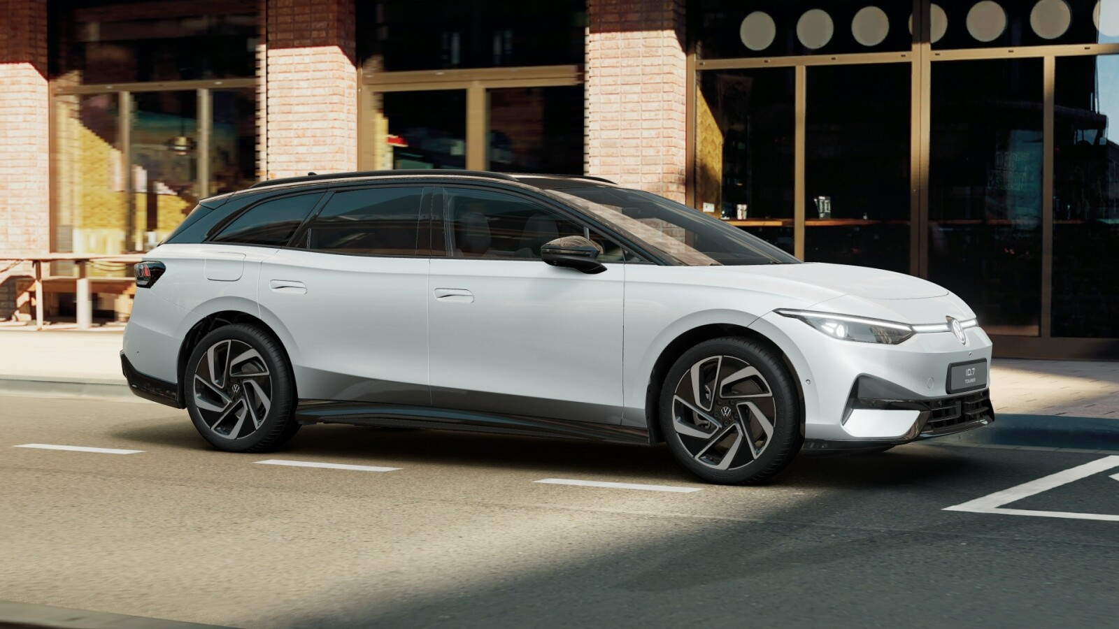 Pro Plus 77 kWh 286 KM automatyczna Dostępny Od Ręki!