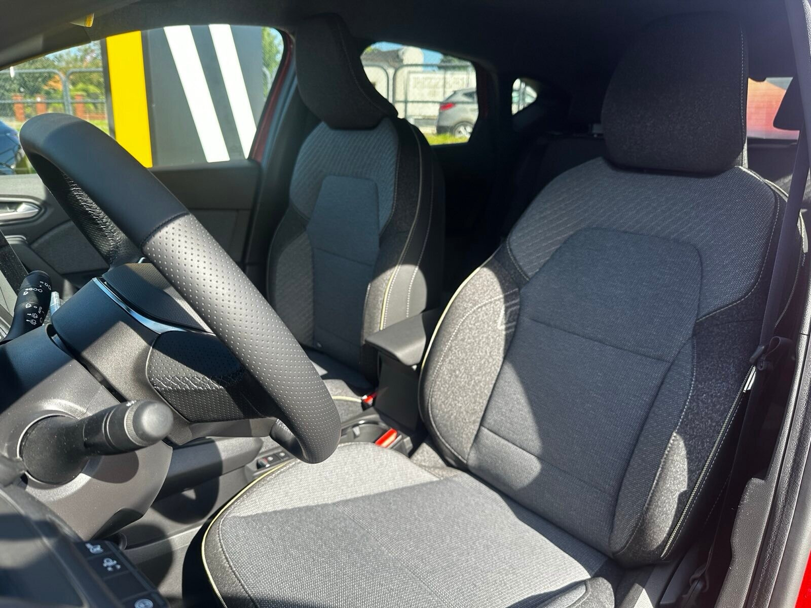 czerwony captur lpg