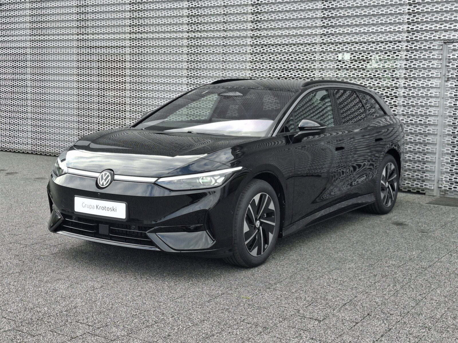 Pro Plus 77 kWh 286 KM automatyczna Dostępny Od Ręki!