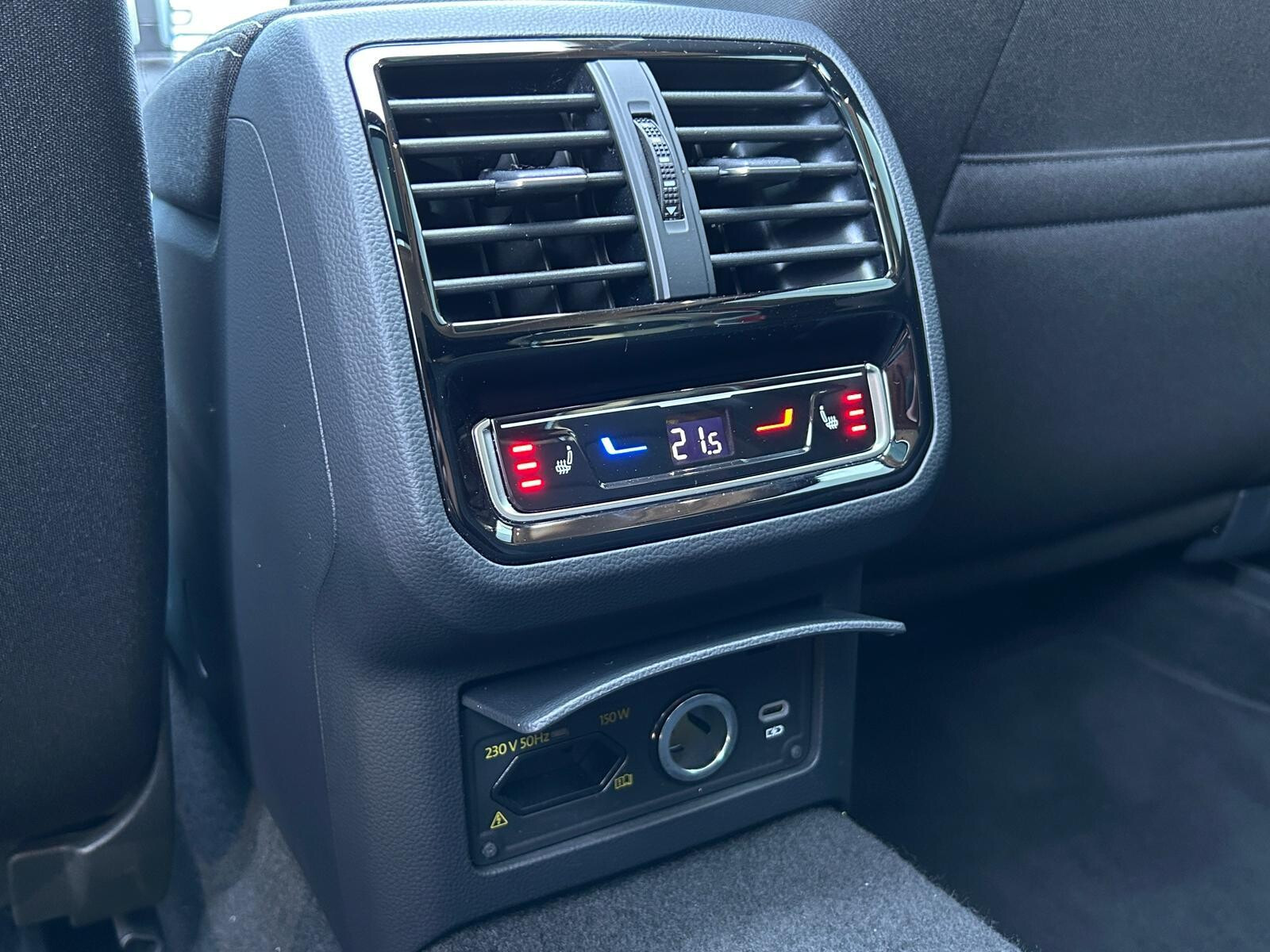 Plug-in Hybrid GTE + Pakiety, ACC, Kamera, GPS, Panorama, Matrix,Masaż