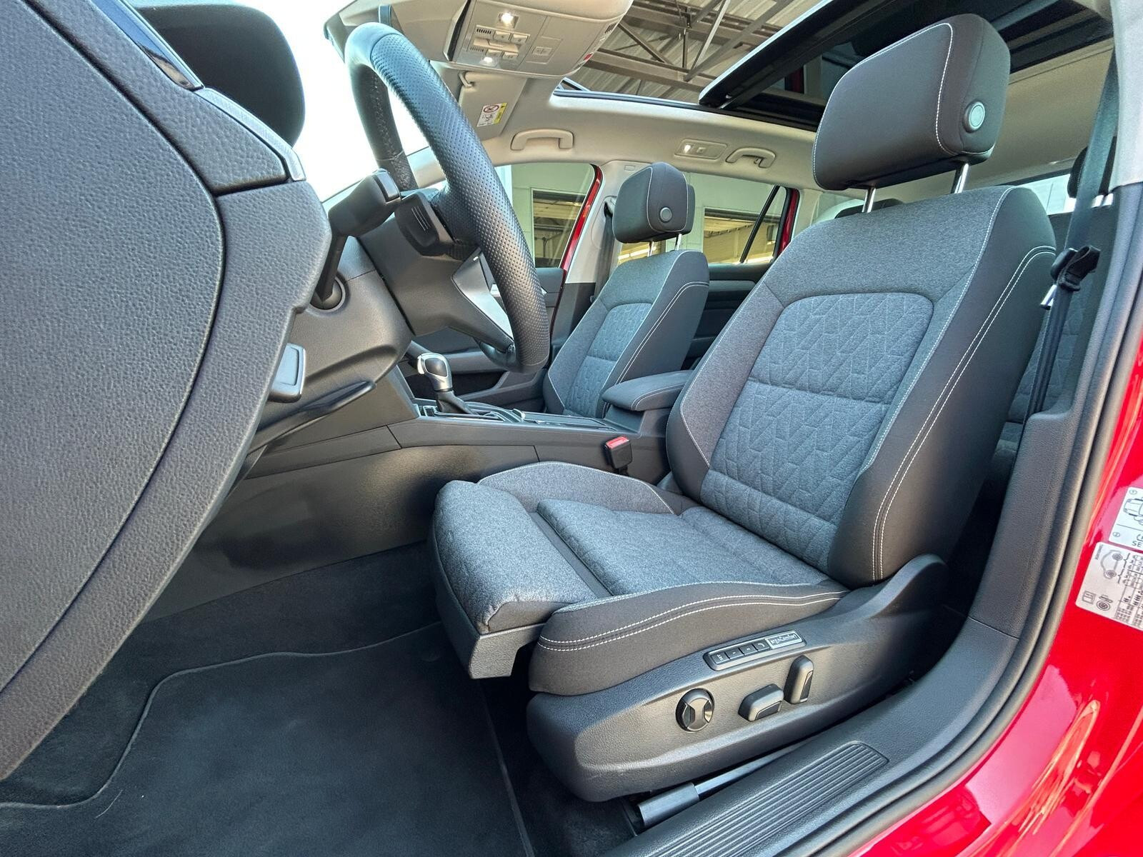 Plug-in Hybrid GTE + Pakiety, ACC, Kamera, GPS, Panorama, Matrix,Masaż