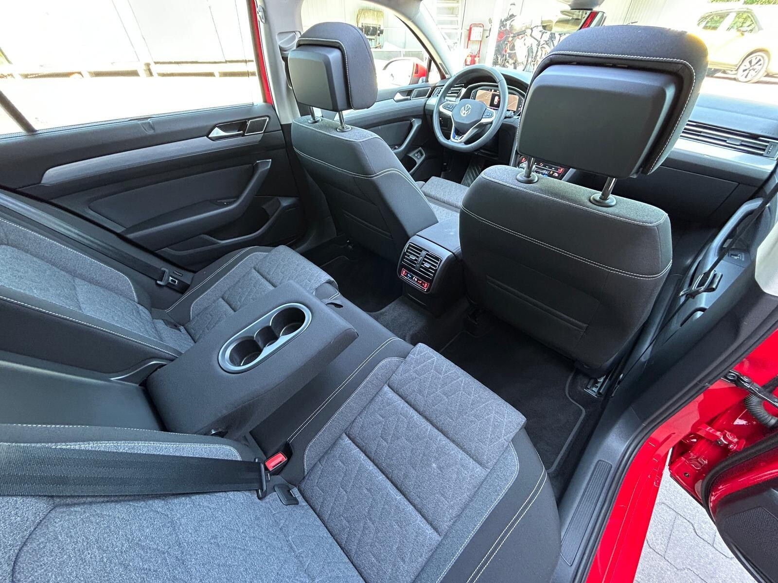 Plug-in Hybrid GTE + Pakiety, ACC, Kamera, GPS, Panorama, Matrix,Masaż