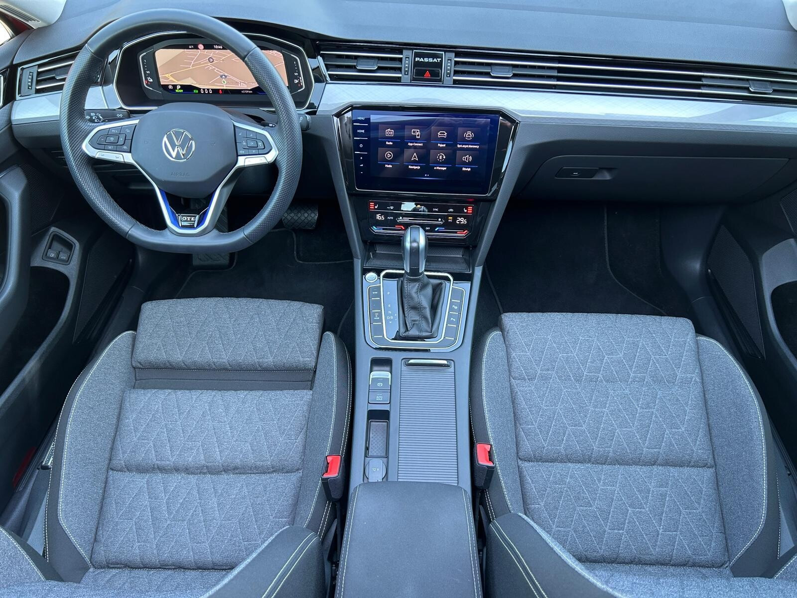 Plug-in Hybrid GTE + Pakiety, ACC, Kamera, GPS, Panorama, Matrix,Masaż