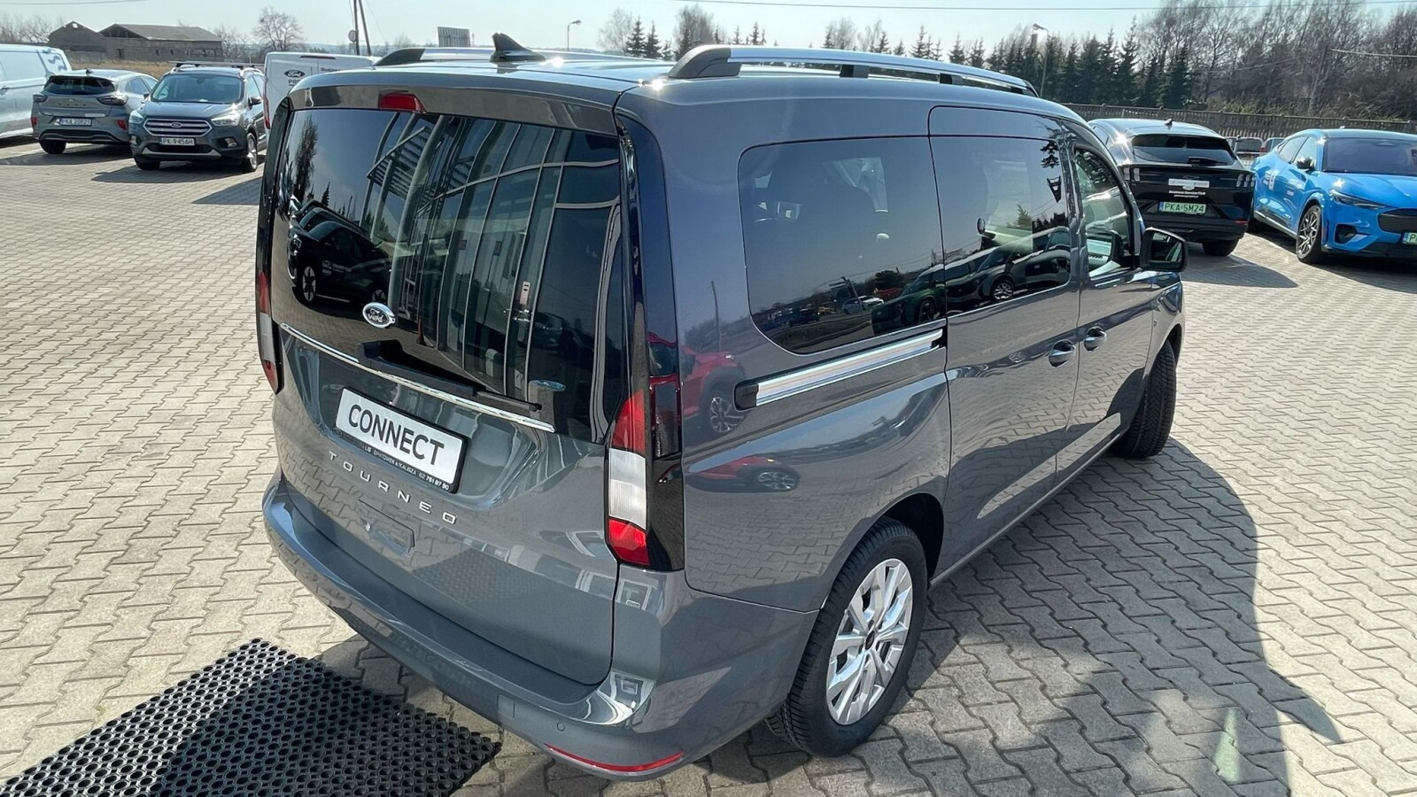 2.0l EcoBlue 122 KM Titanium Comet Grey