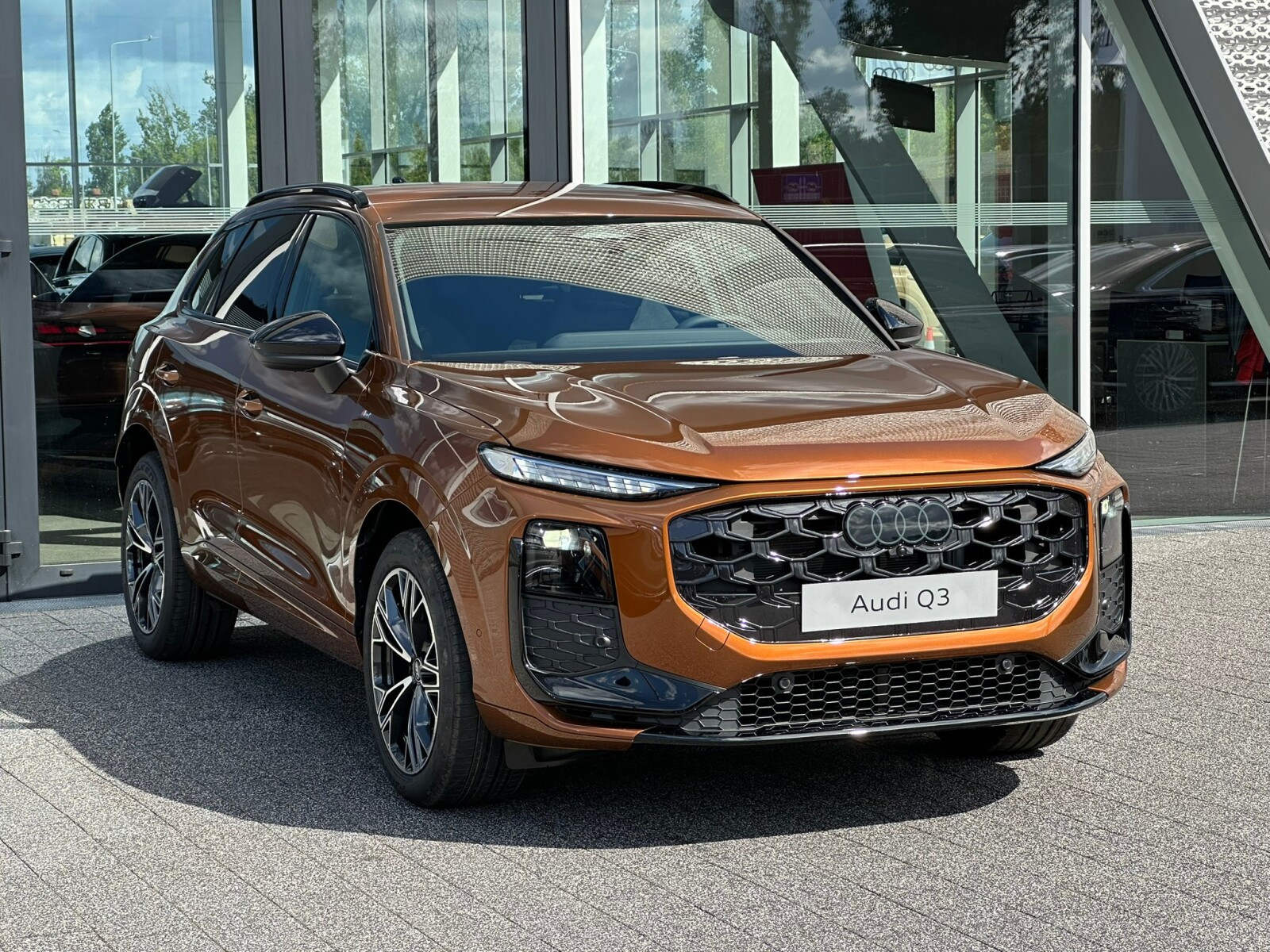 SUV TFSI 110 kW S tronic * Pakiet Tech Plus * Lakier Exclusive *