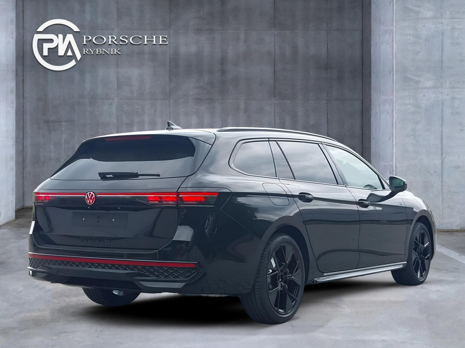 Passat R-Line Plus 2.0 TSI OPF 4MOTION 195 kW (265 PS) DSG 7-G