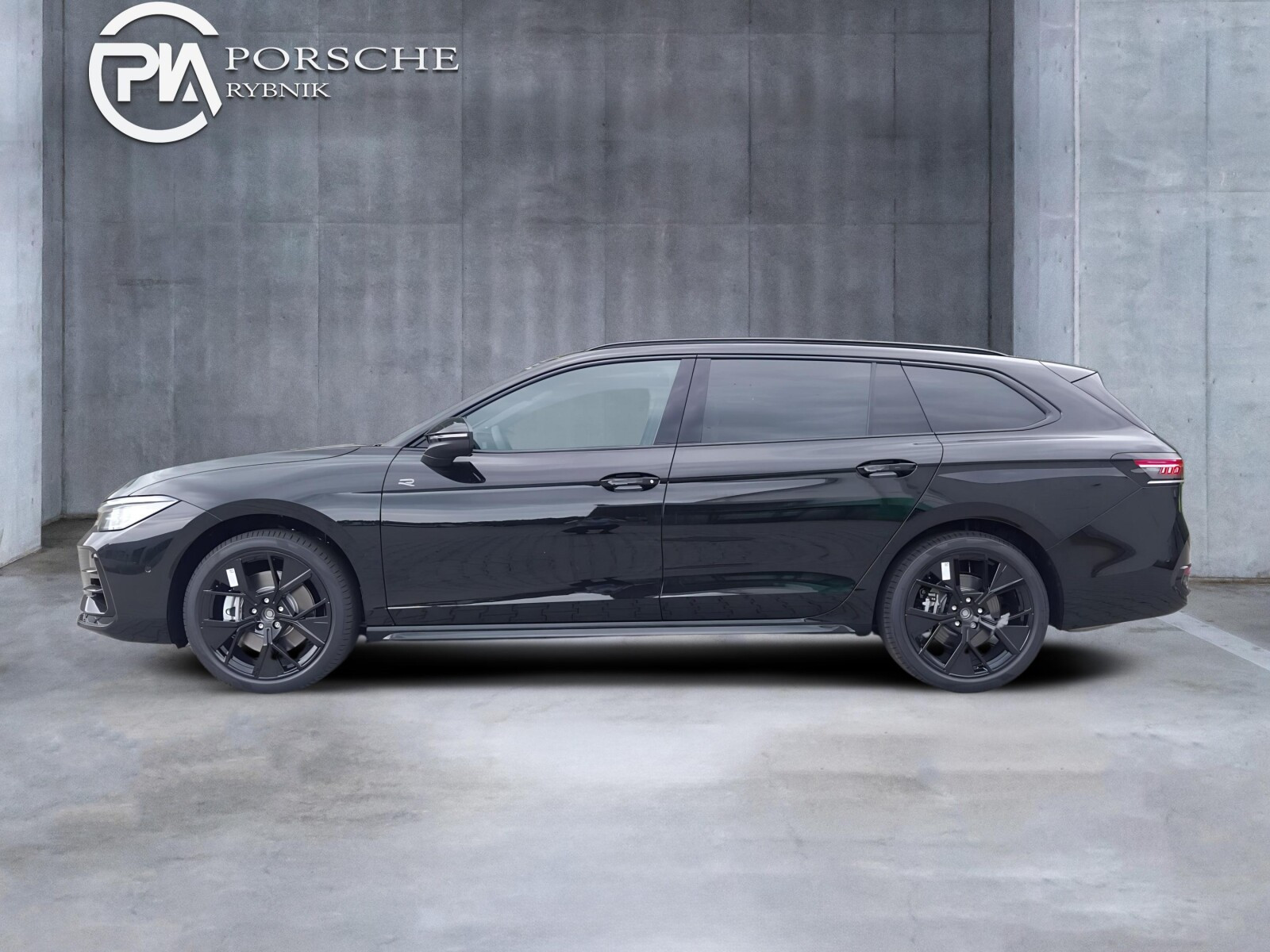 Passat R-Line Plus 2.0 TSI OPF 4MOTION 195 kW (265 PS) DSG 7-G