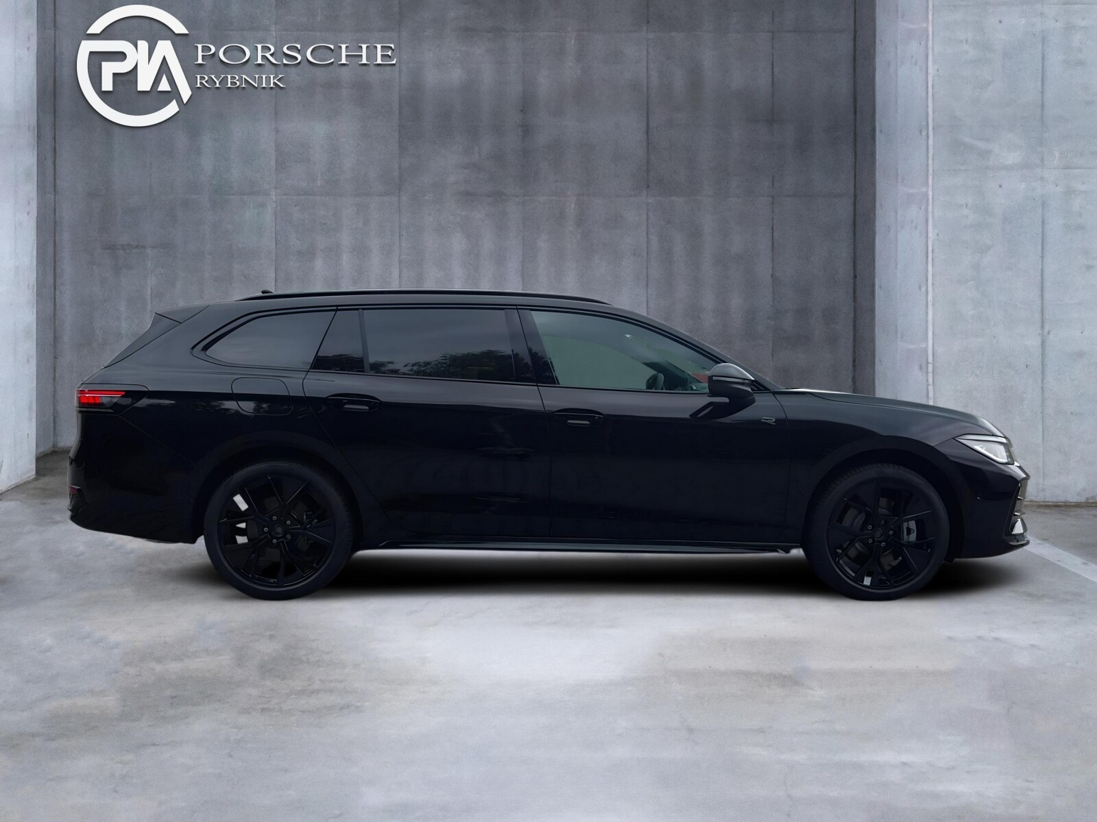 Passat R-Line Plus 2.0 TSI OPF 4MOTION 195 kW (265 PS) DSG 7-G