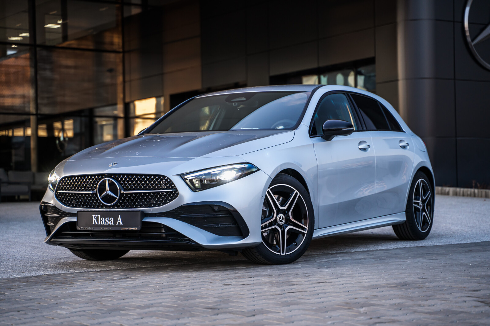 Mercedes-Benz A 250