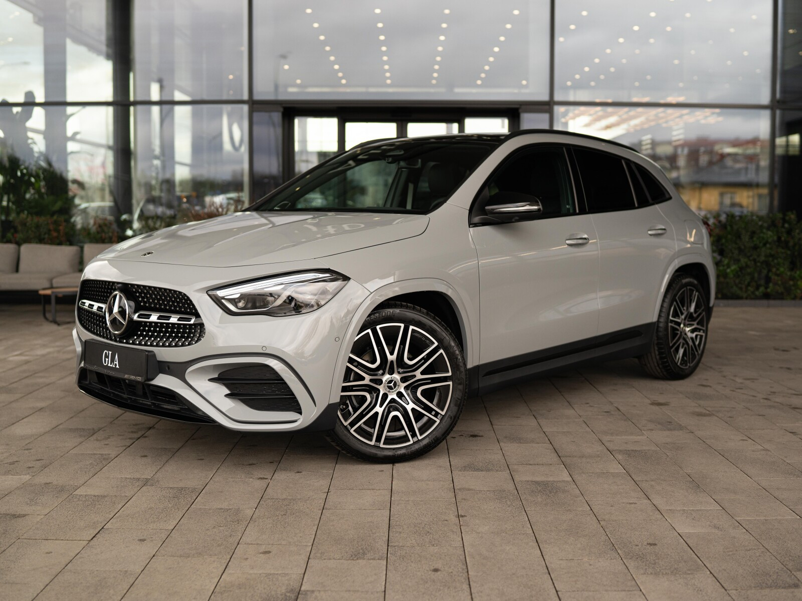 Mercedes-Benz GLA 220