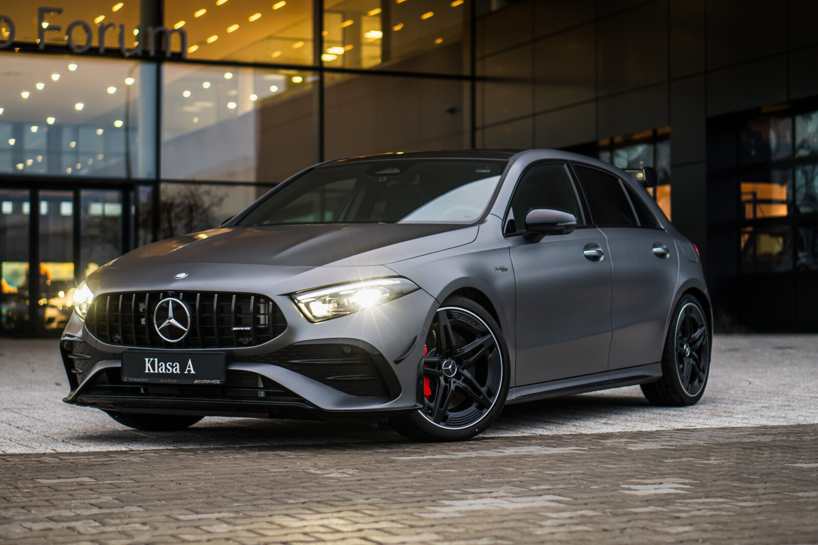 Mercedes-Benz A 35 AMG