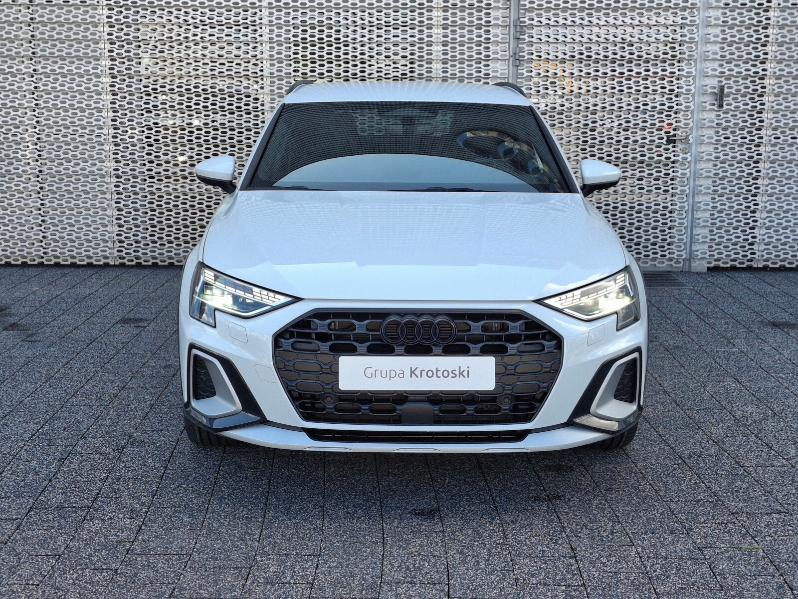 TFSI 110 kW S tronic * Pakiet Technology *