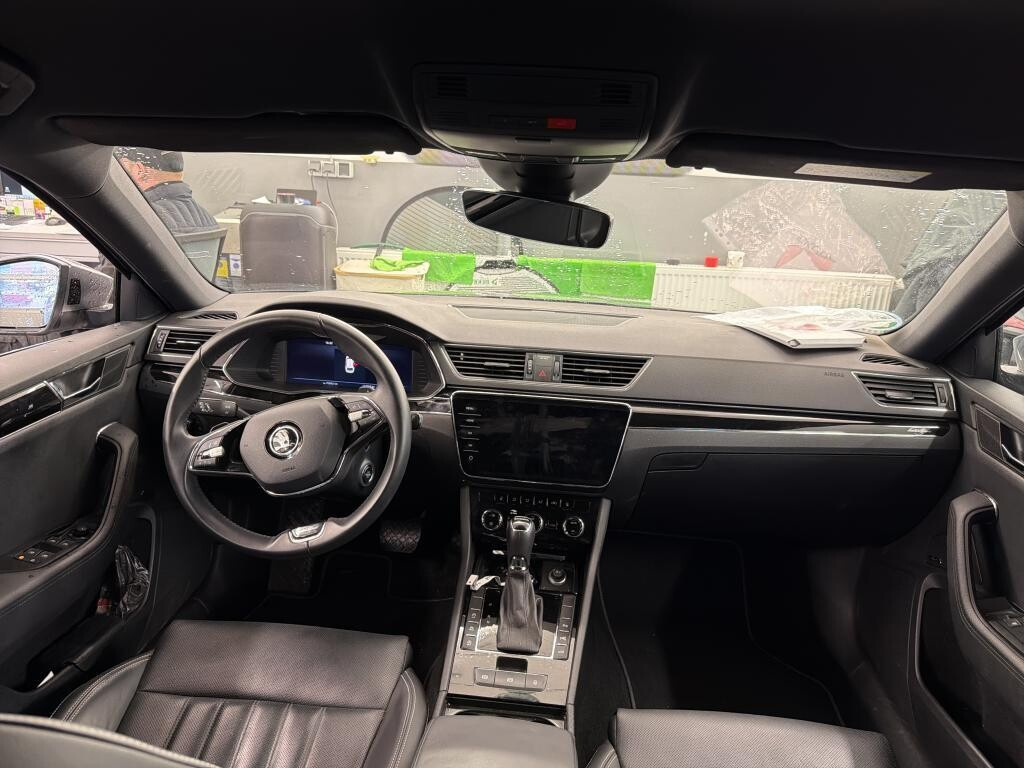 2.0TDI 200KM • DSG • LAURIN&KLEMENT • Fv23% • Gwarancja •