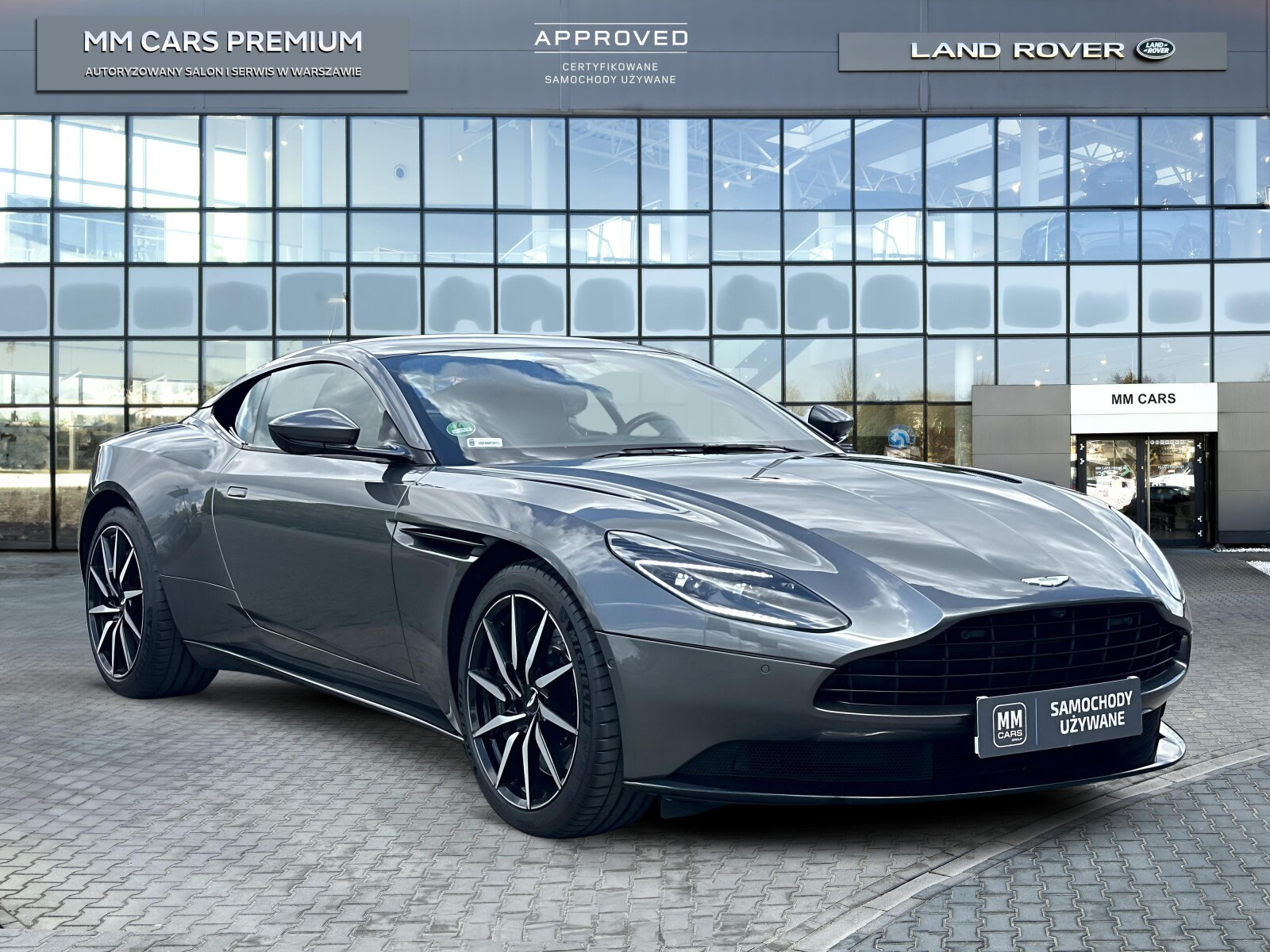Aston Martin DB11