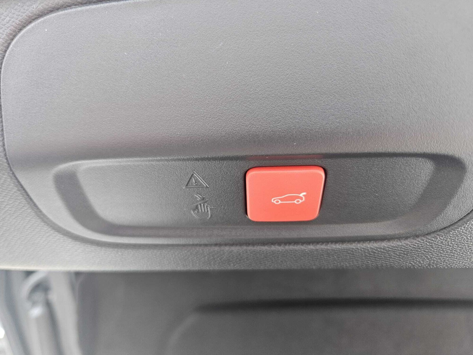 408 GT HYBRID 145 eDCS6