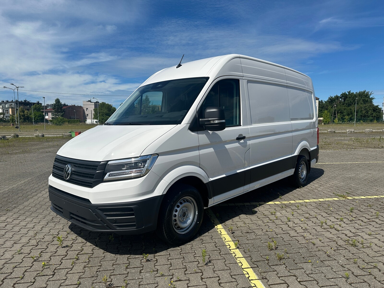 35 Furgon z wysokim dachem silnik: 2,0 l EU6 SCR 177 KM, Hak