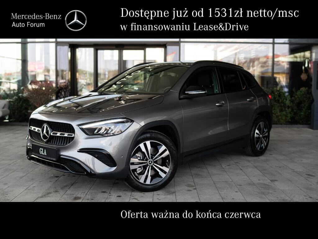 Mercedes-Benz GLA 220