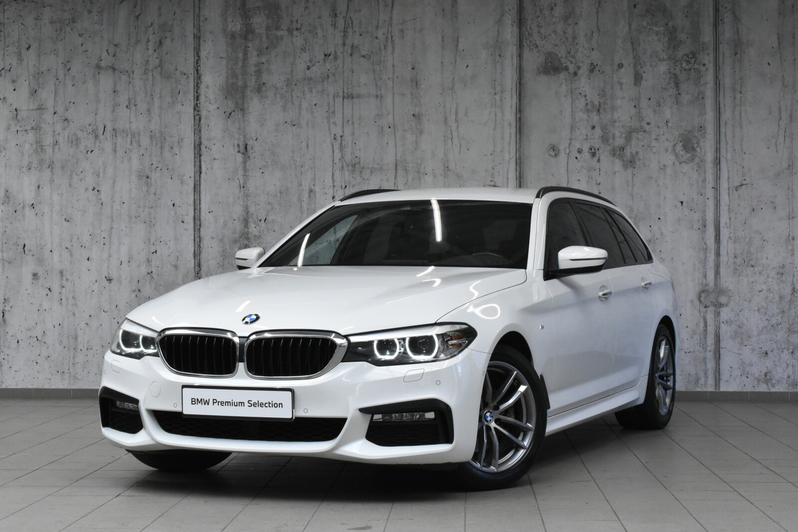 BMW 520