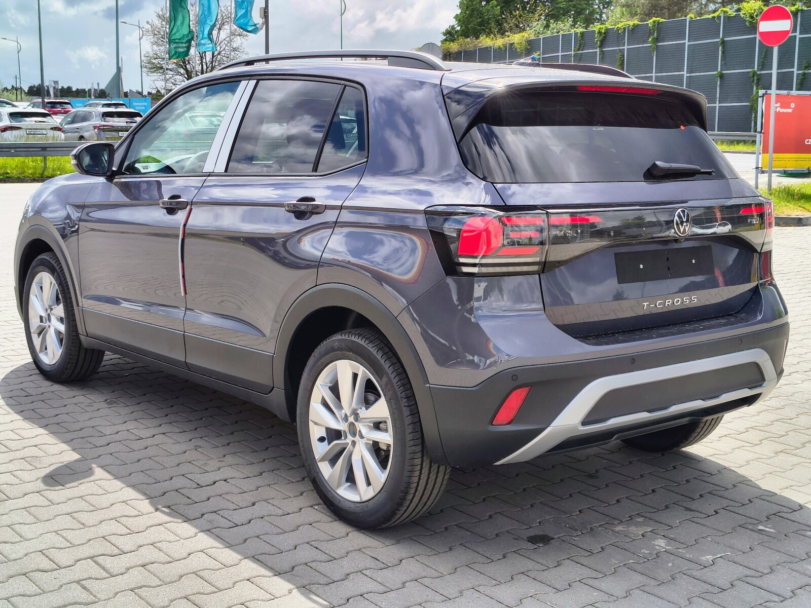 Life Plus 1.0 TSI 116 KM DSG + wyposażenie dodtakowe w cenie