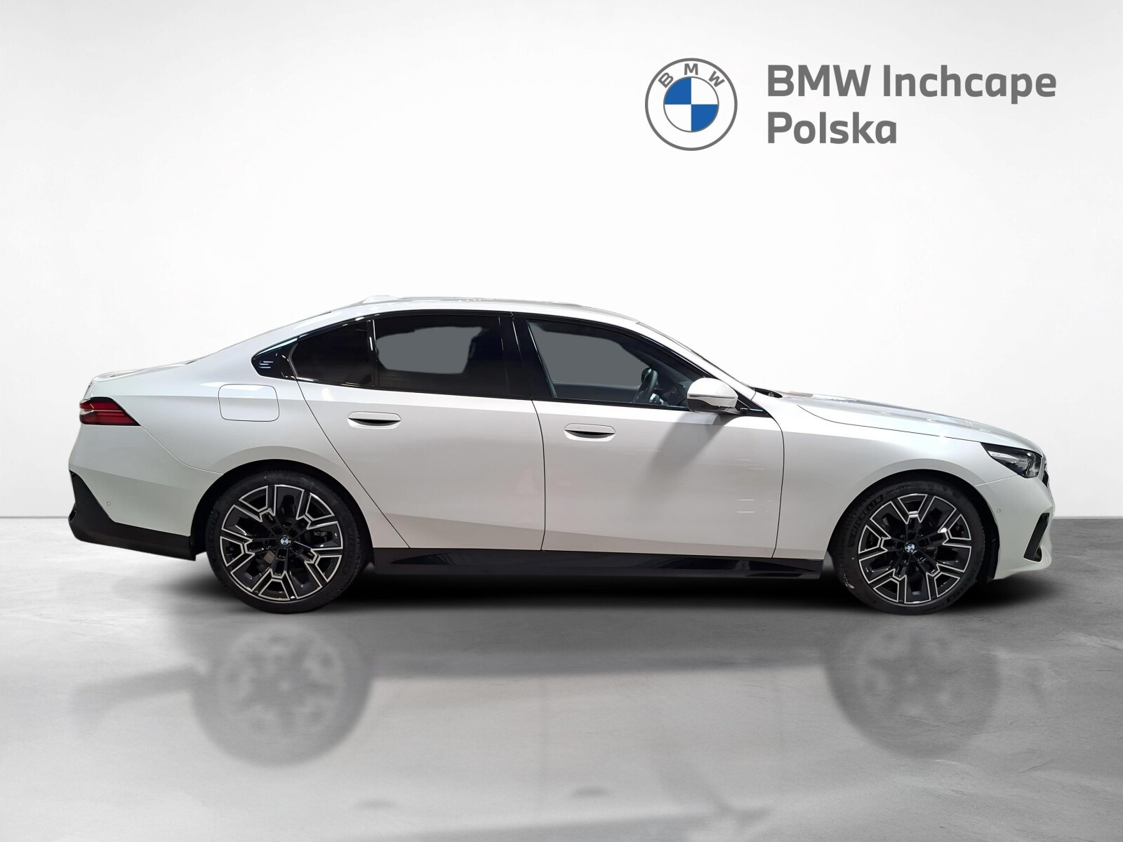 d M pakiet sportowy l Fotel komfort z pamięcią l Harman Kardon l Hak