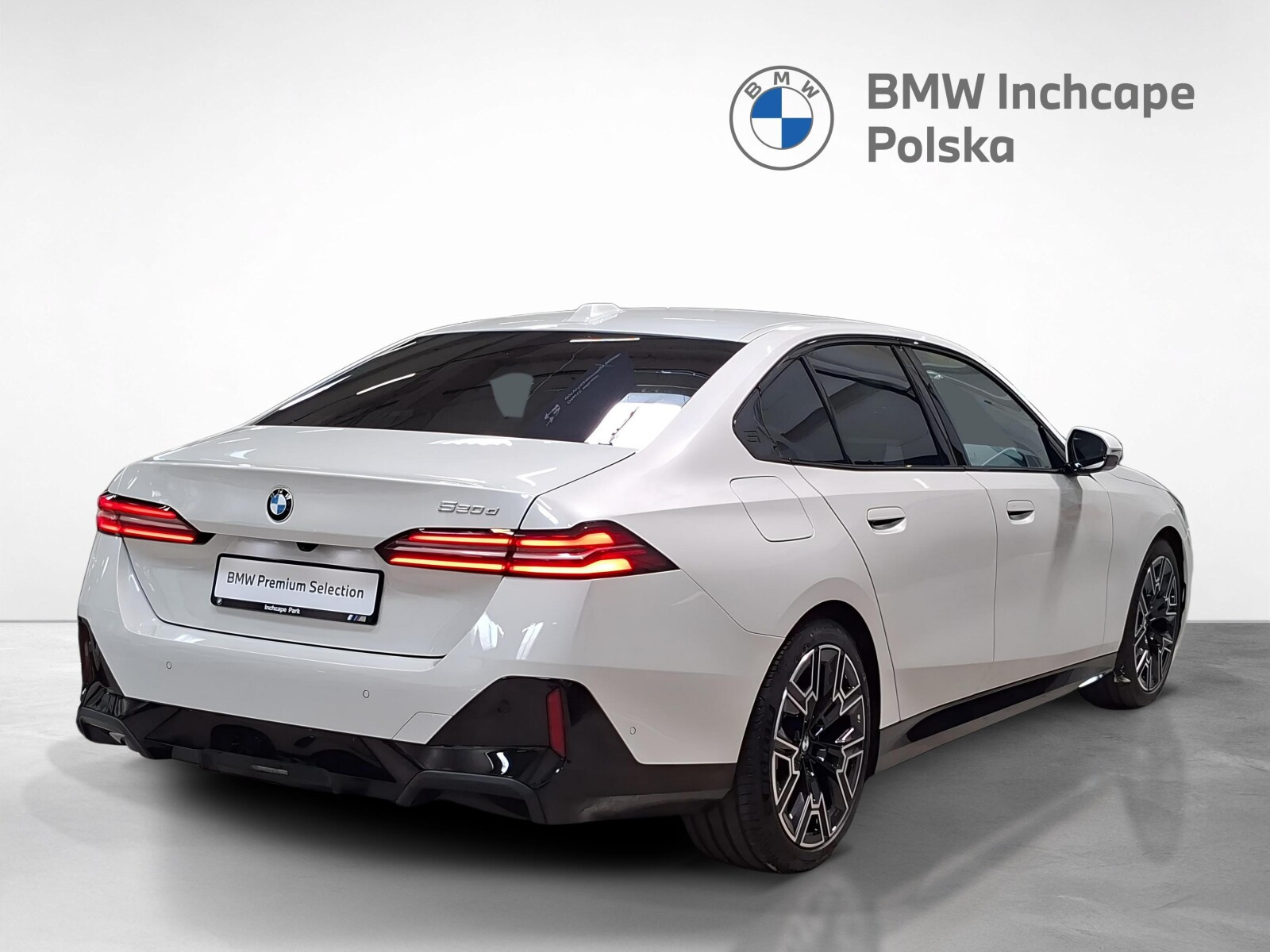 d M pakiet sportowy l Fotel komfort z pamięcią l Harman Kardon l Hak