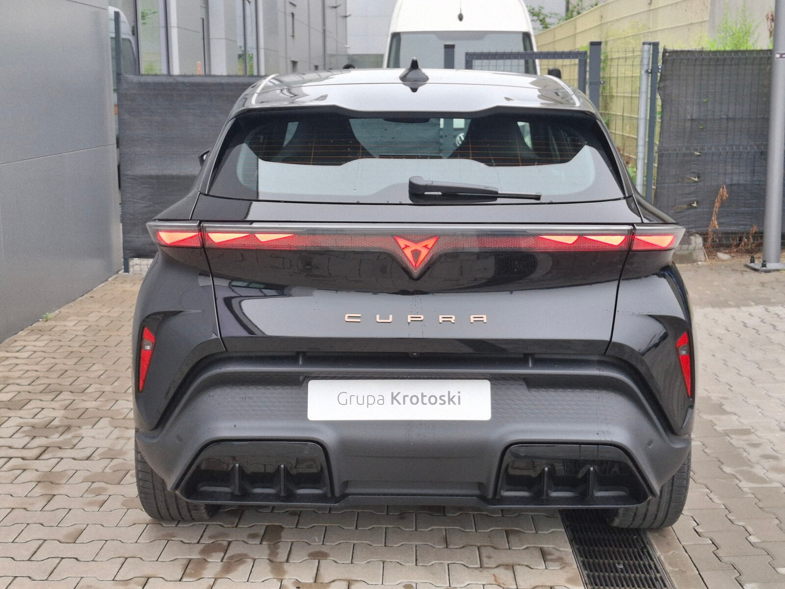 Dynamic 52 kWh 210 KM 1-biegowa automatyczna Dostępny od Ręki!