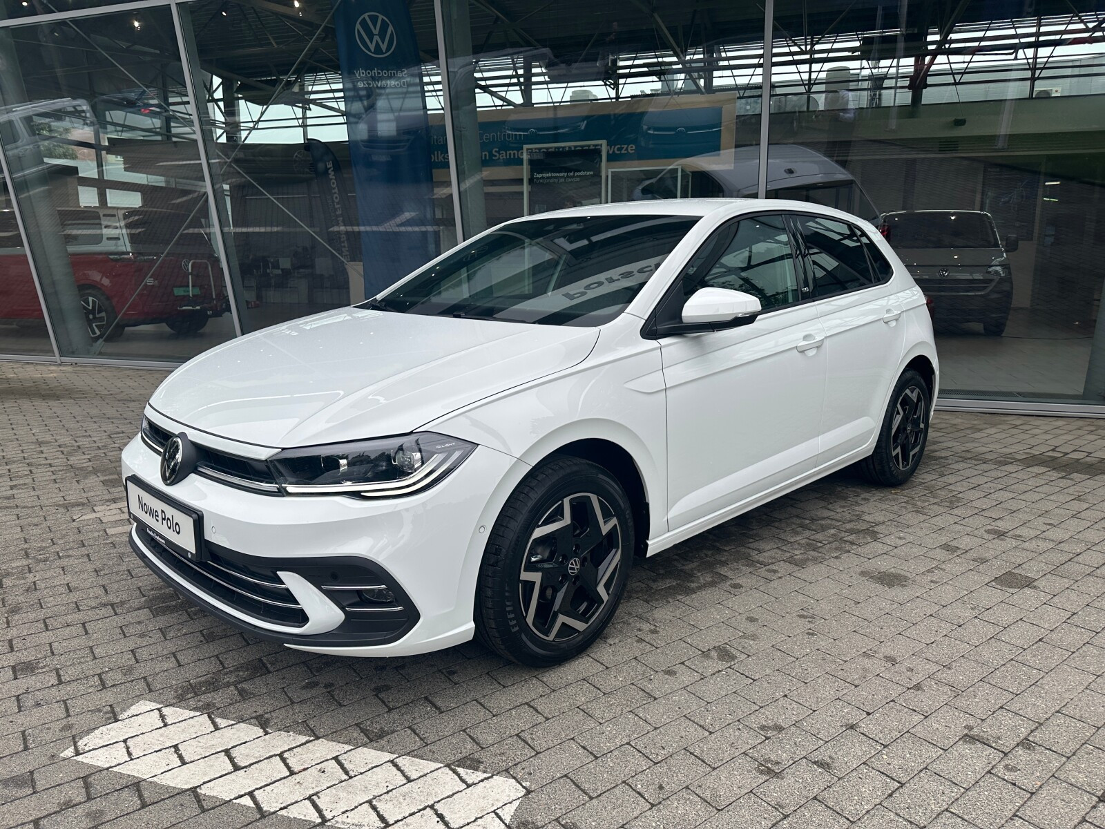 Edition 50 1.0 TSI, 95KM manualna, 5-biegowa, Podgrzewane fotele