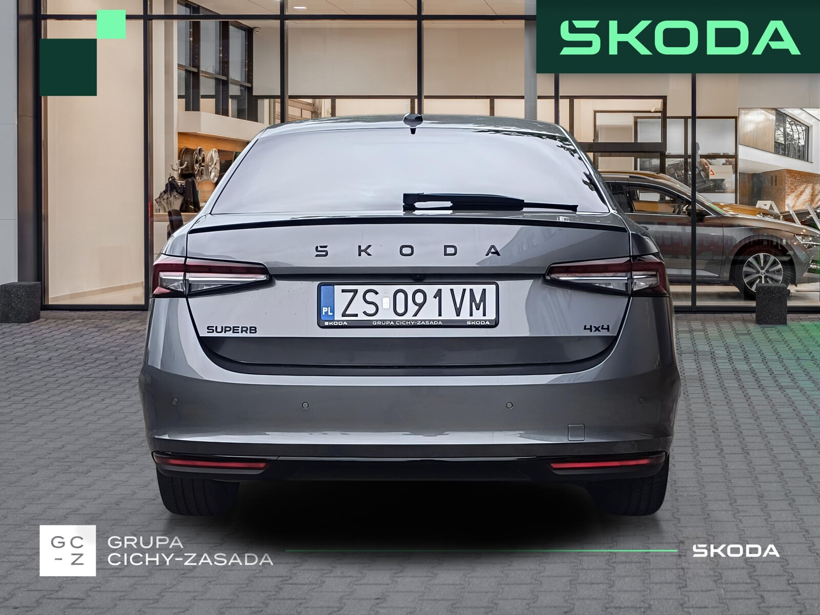 Head-Up, Canton, Kamera 360°, Masaże foteli, Park Assist, Side Assist
