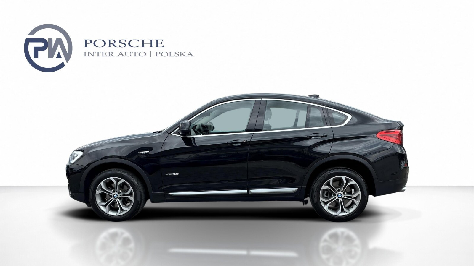 BMW X4 xDrive20i F26 | 2018 | 54 952 km | xDrive | Automatyczna skrzynia biegów | Kamera cofania