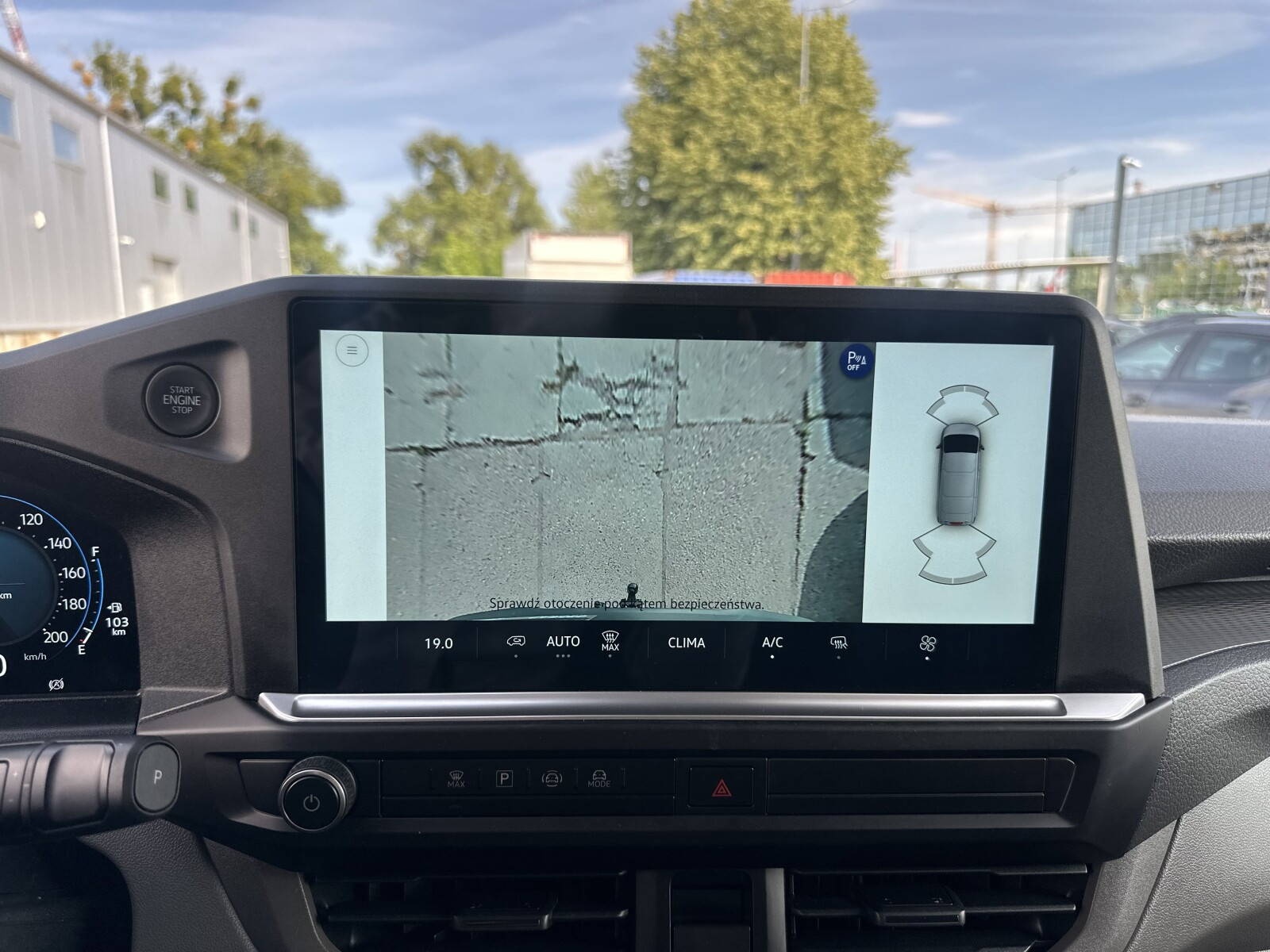 2.0 TDI 170KM Hak holowniczy Side Assist Kamera cofania Keyless FV23%