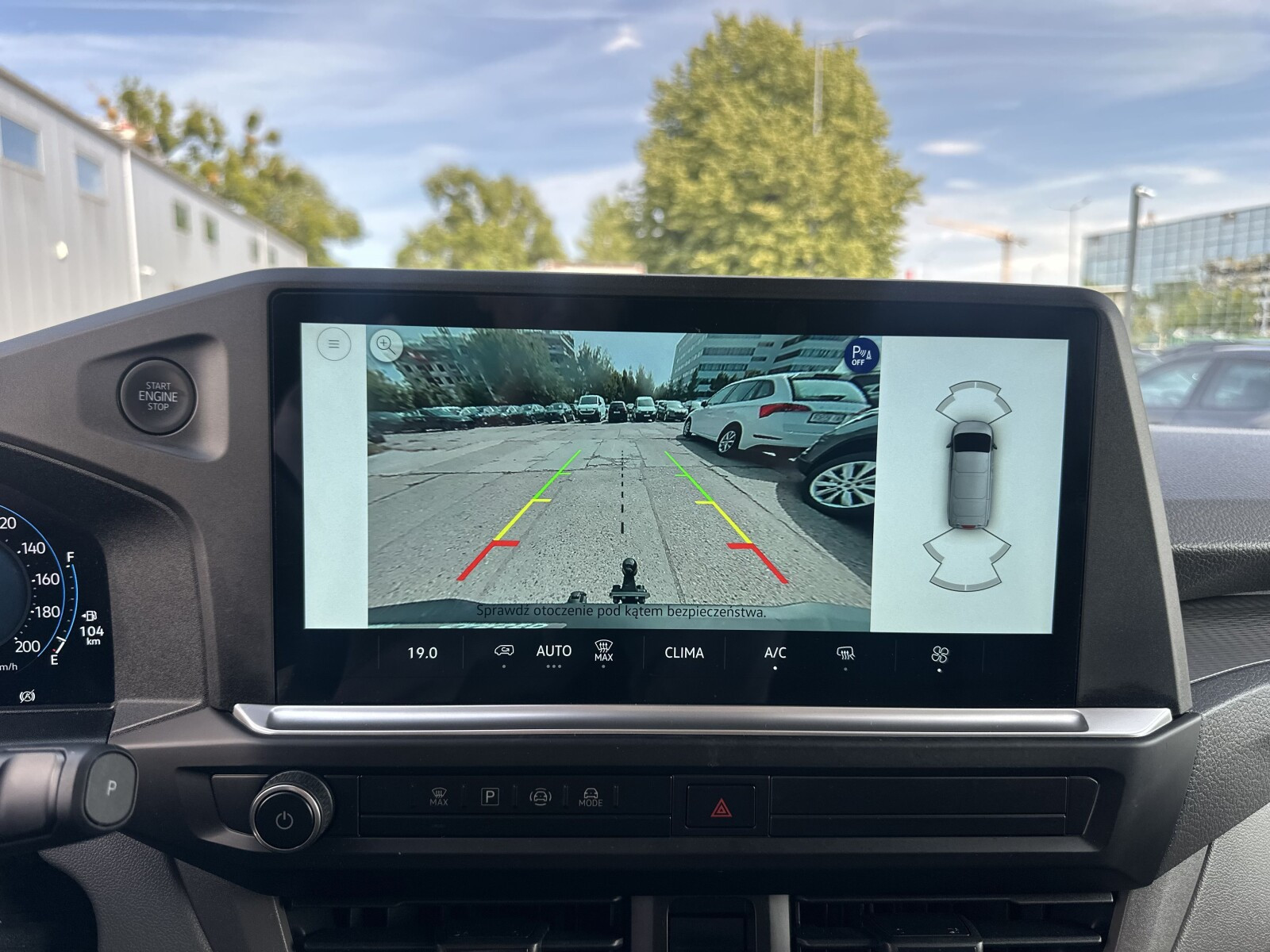 2.0 TDI 170KM Hak holowniczy Side Assist Kamera cofania Keyless FV23%