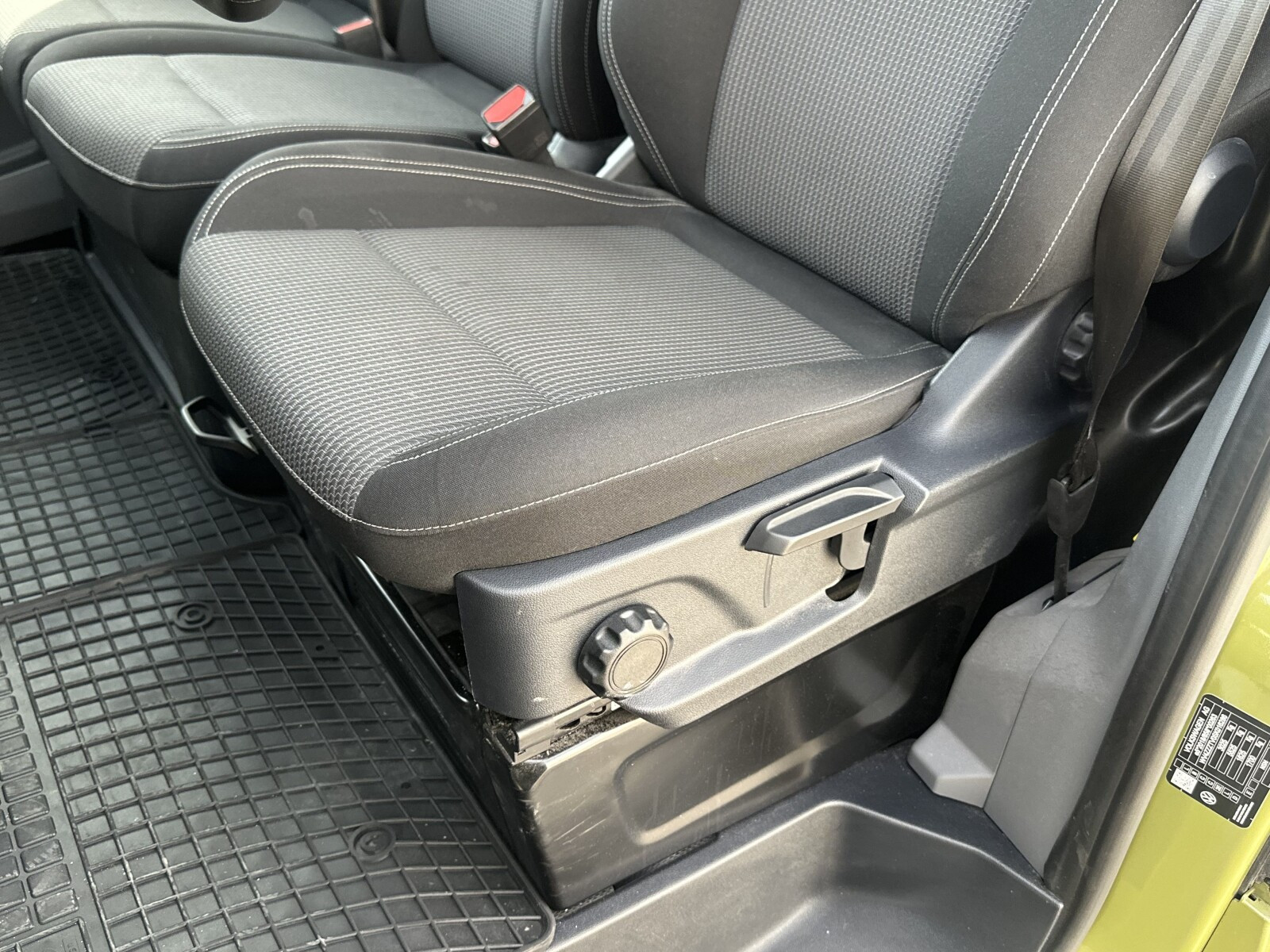 2.0 TDI 170KM Hak holowniczy Side Assist Kamera cofania Keyless FV23%