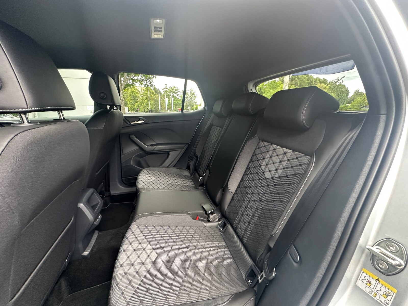 R-Line Plus 1.5 TSI ACT, 150KM DSG, 7-stopniowa, Pakiet Comfort