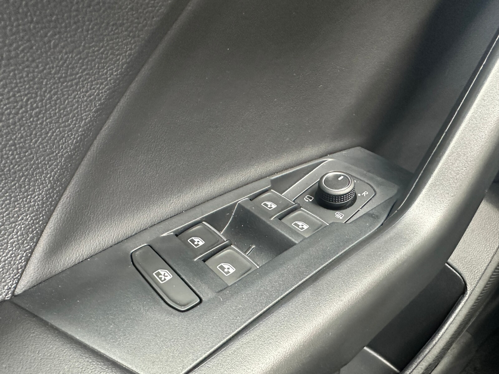 R-Line Plus 1.5 TSI ACT, 150KM DSG, 7-stopniowa, Pakiet Comfort