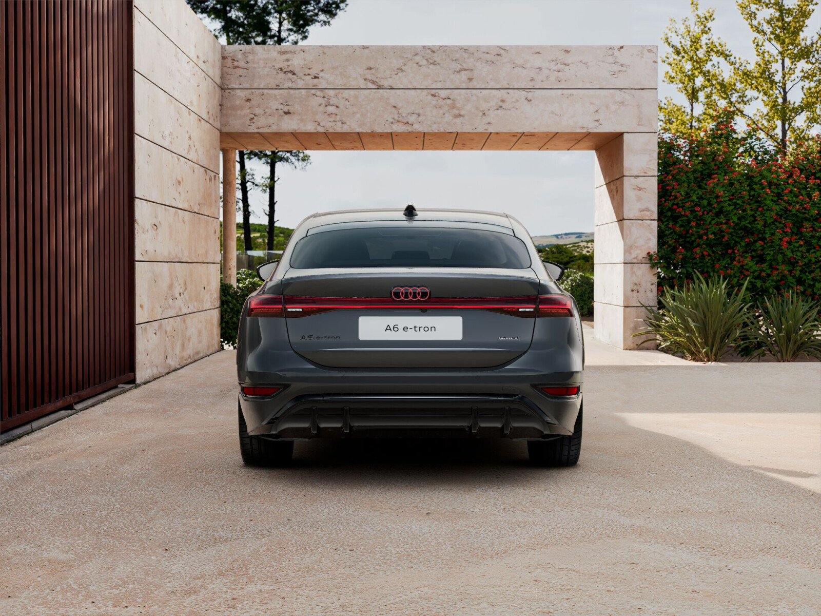 Quattro 315kW * Pakiet Tech *