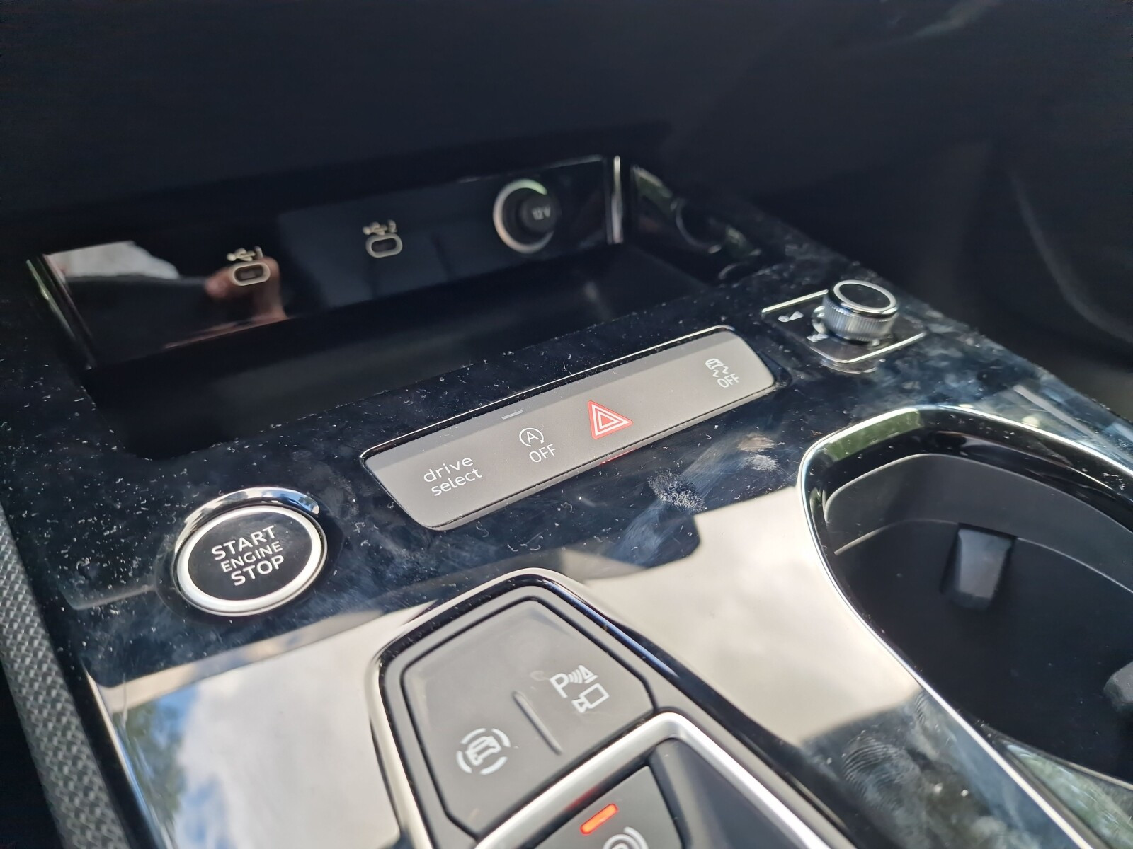 35 TFSI S Tronic  1849,40 zł netto/miesięcznie Audi Perfect Rent