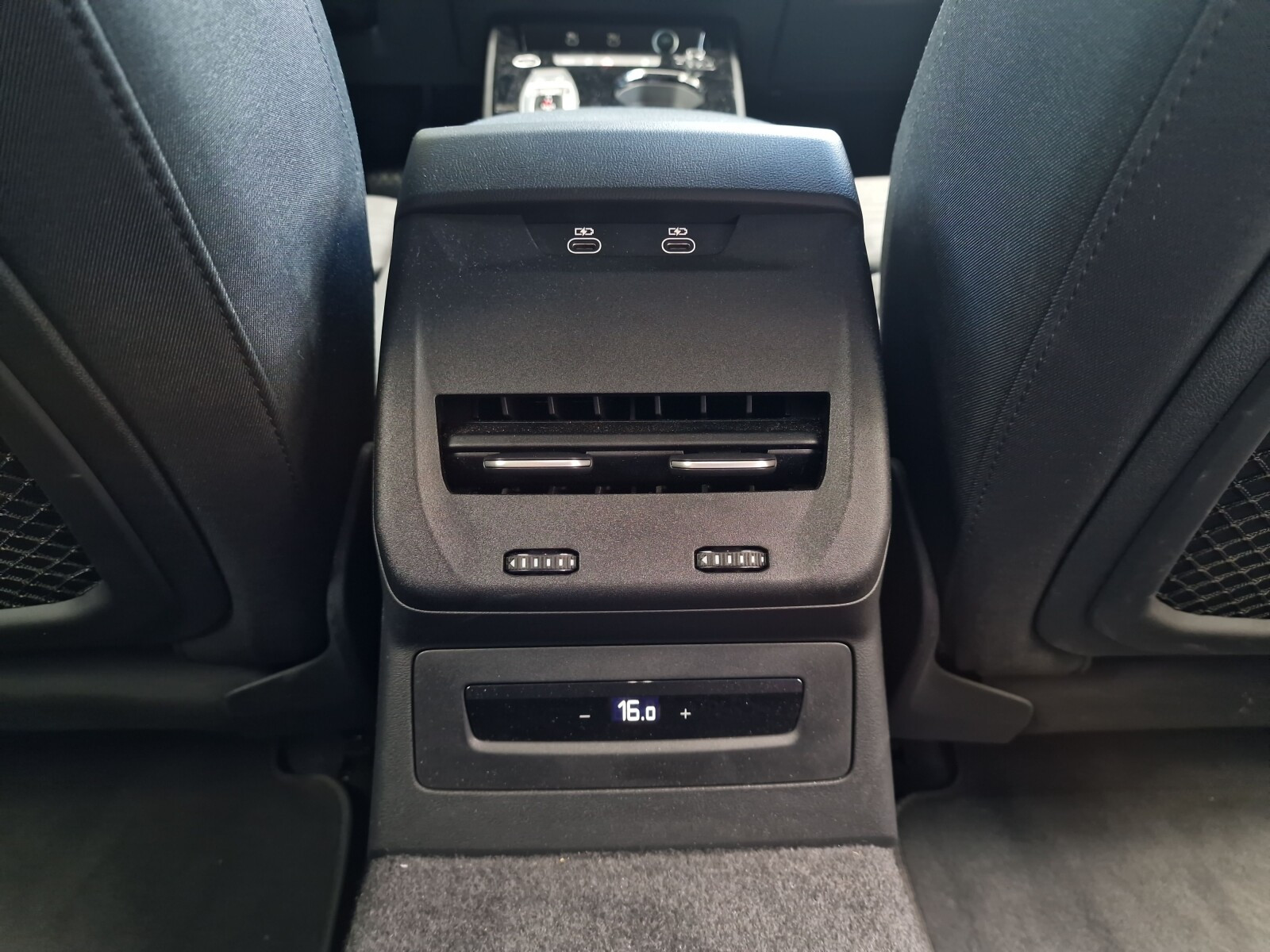 35 TFSI S Tronic  1849,40 zł netto/miesięcznie Audi Perfect Rent