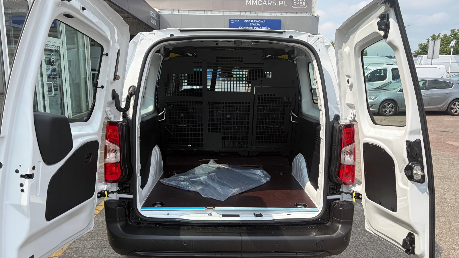 Berlingo Van - Furgon Załogowy XL Diesel 100KM Manualna