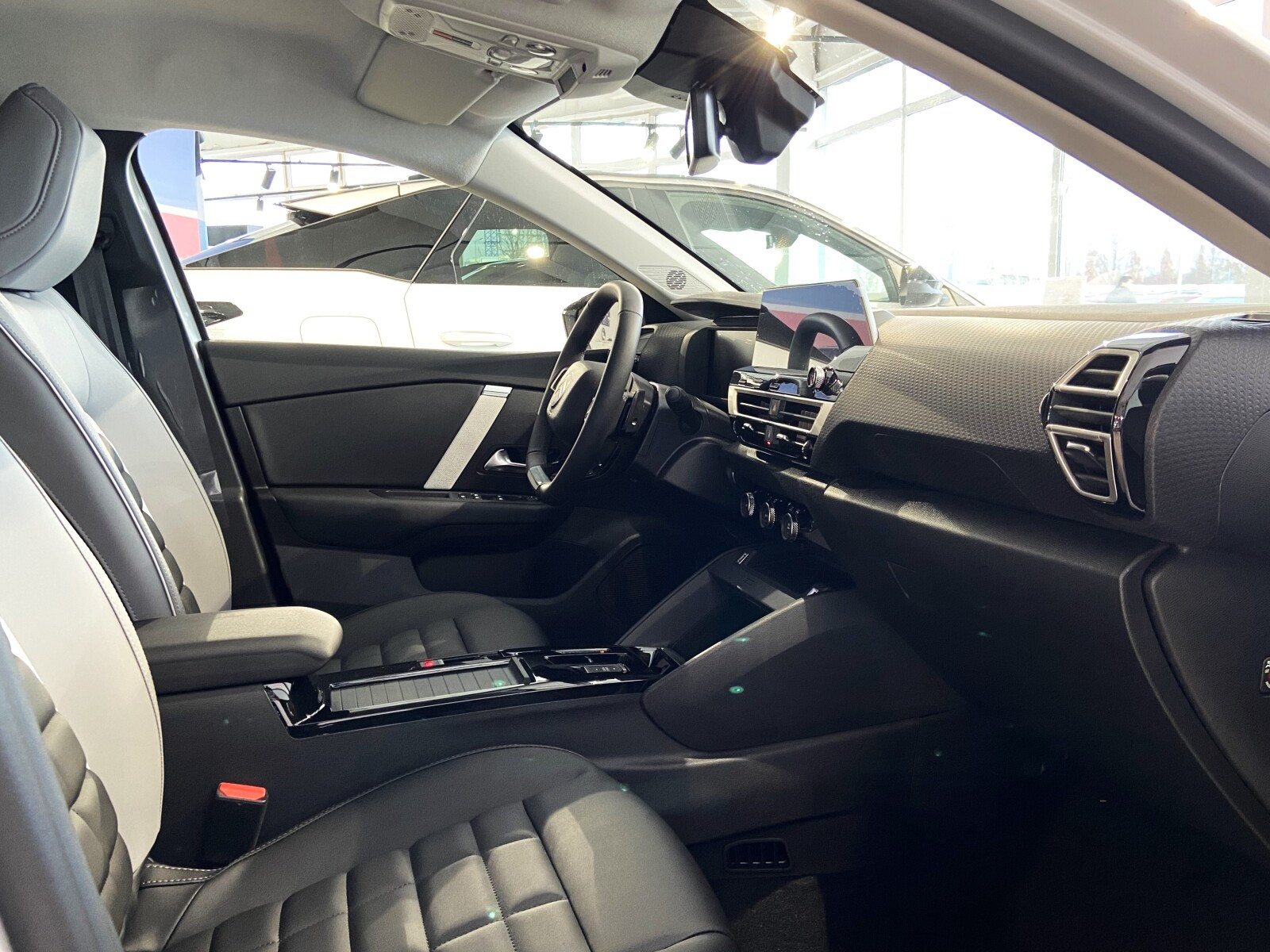 Nowy Citroen C4X MAX Hybrid 145KM AT6